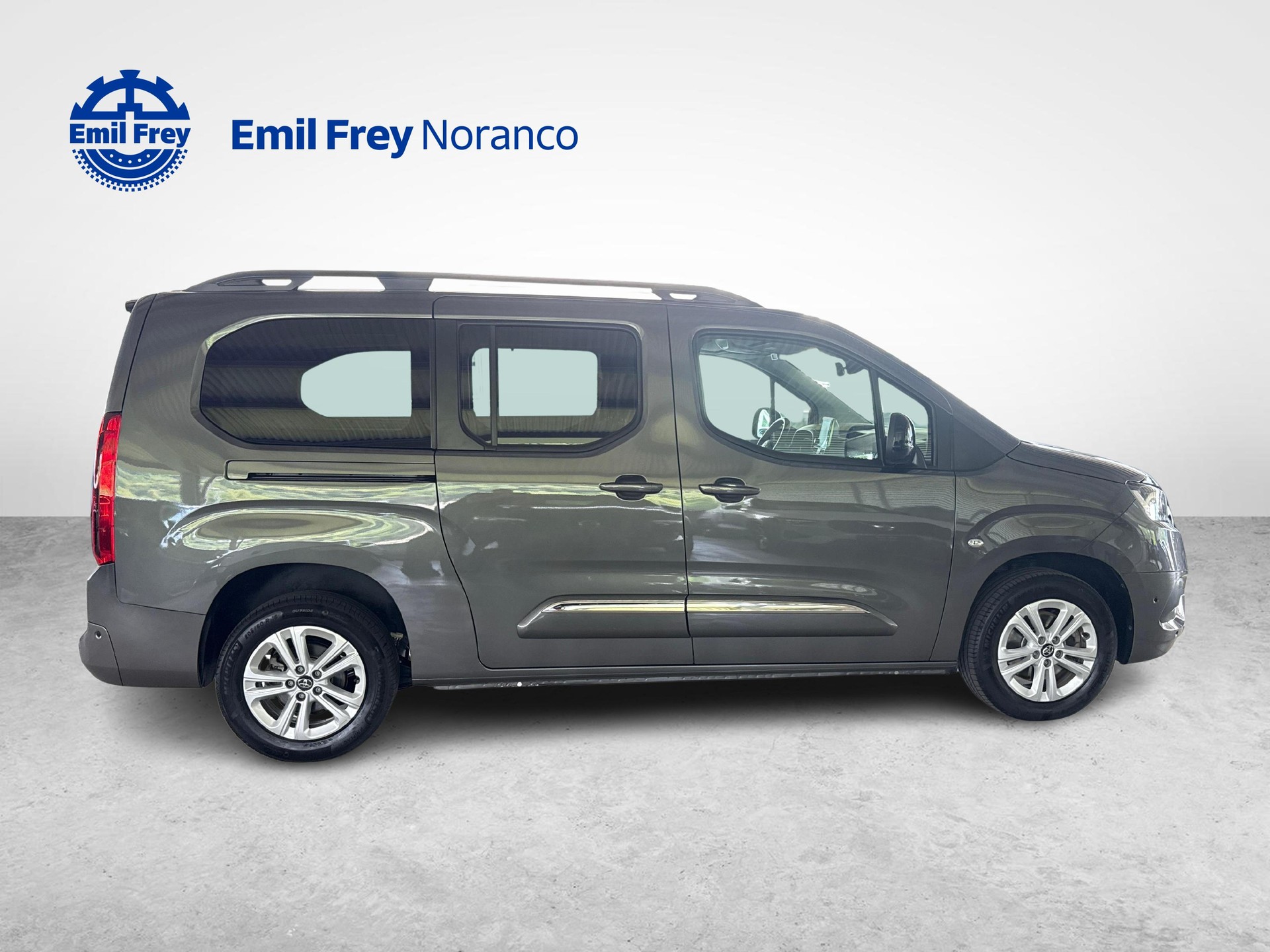TOYOTA Proace City Verso L2 1.5 HDi 130 Trend-image-5
