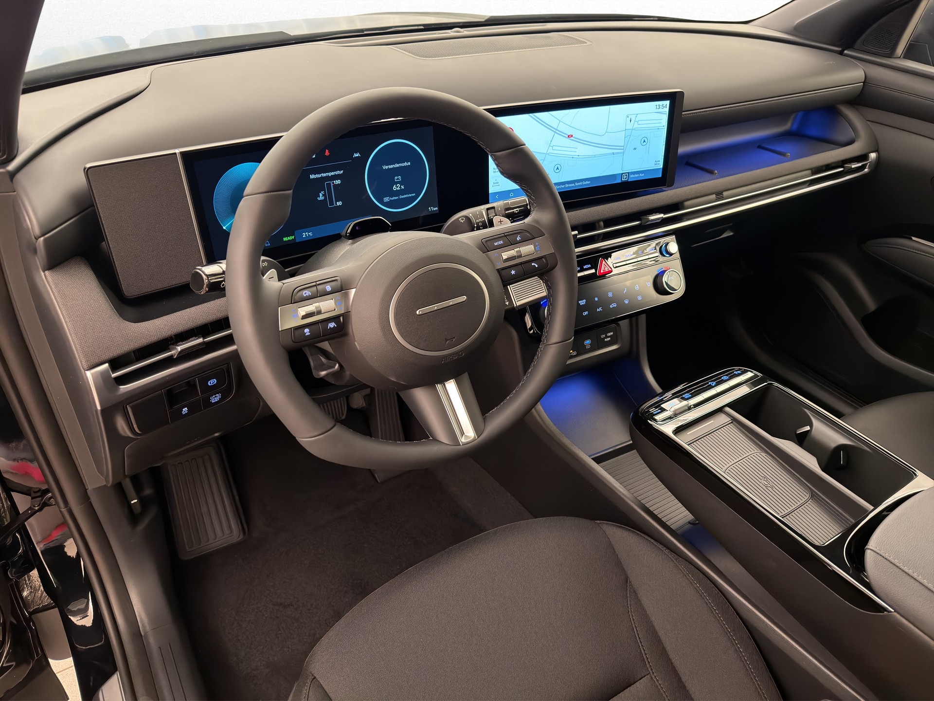 HYUNDAI Tucson 1.6 T-GDi HEV Origo Black Line-image-13