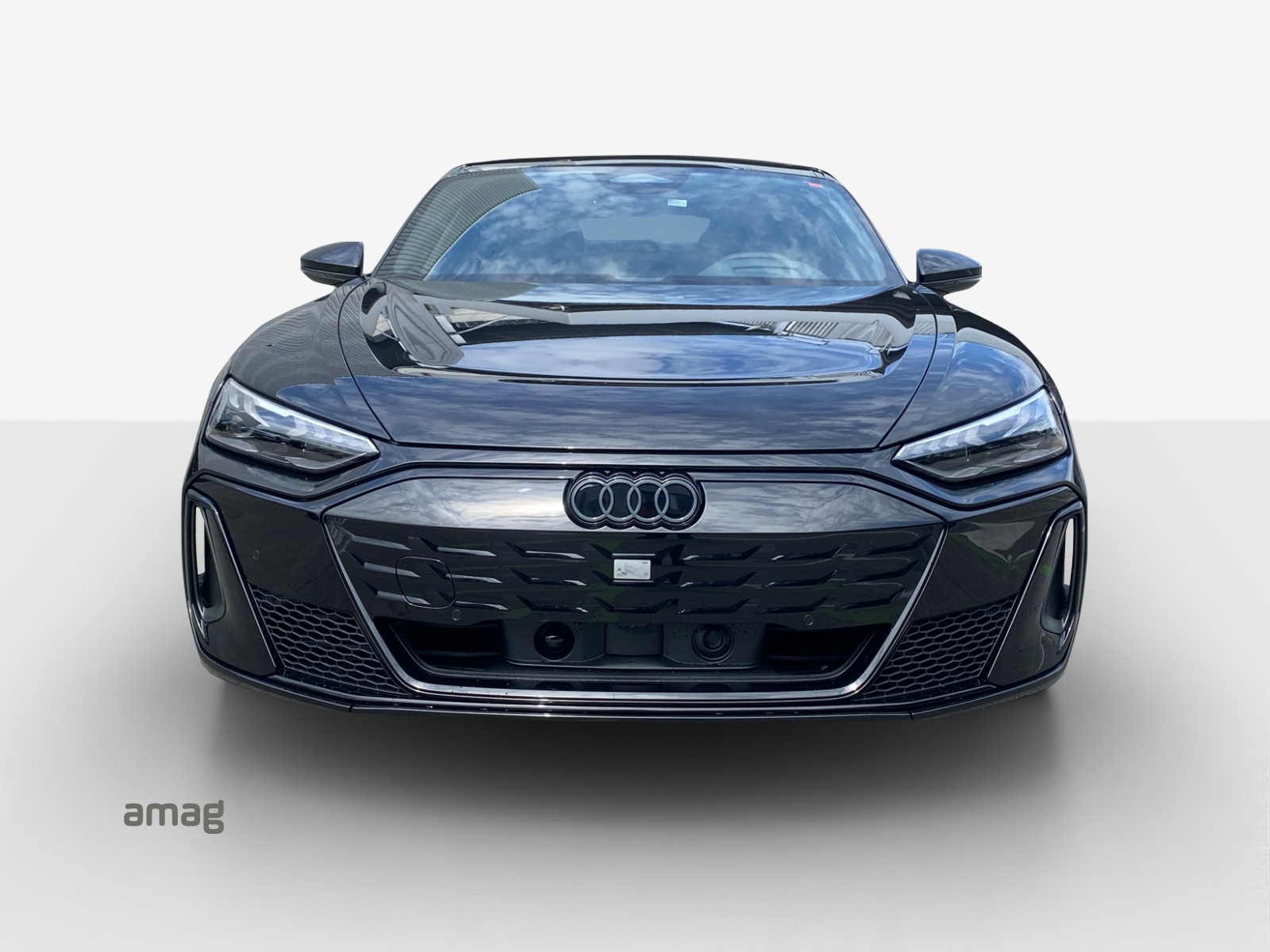 AUDI e-tron GT quattro-image-6