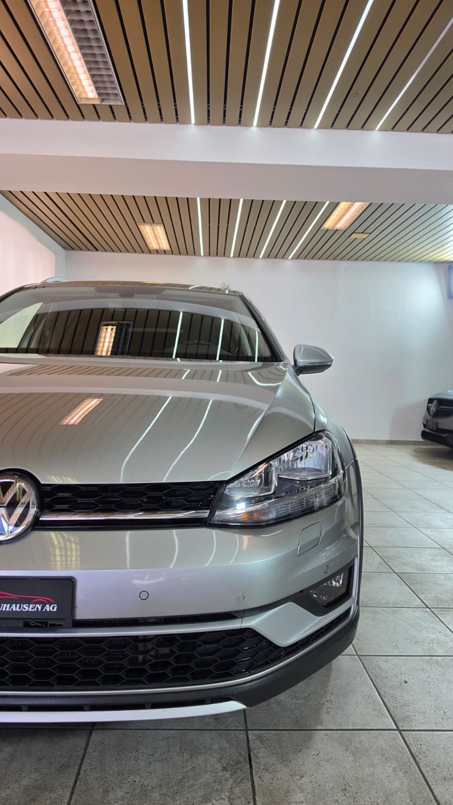 VW Golf 2.0 TDI Alltrack 4Motion DSG, FRISCH AB MFK UND 8-FACH BEREIFT-image-2