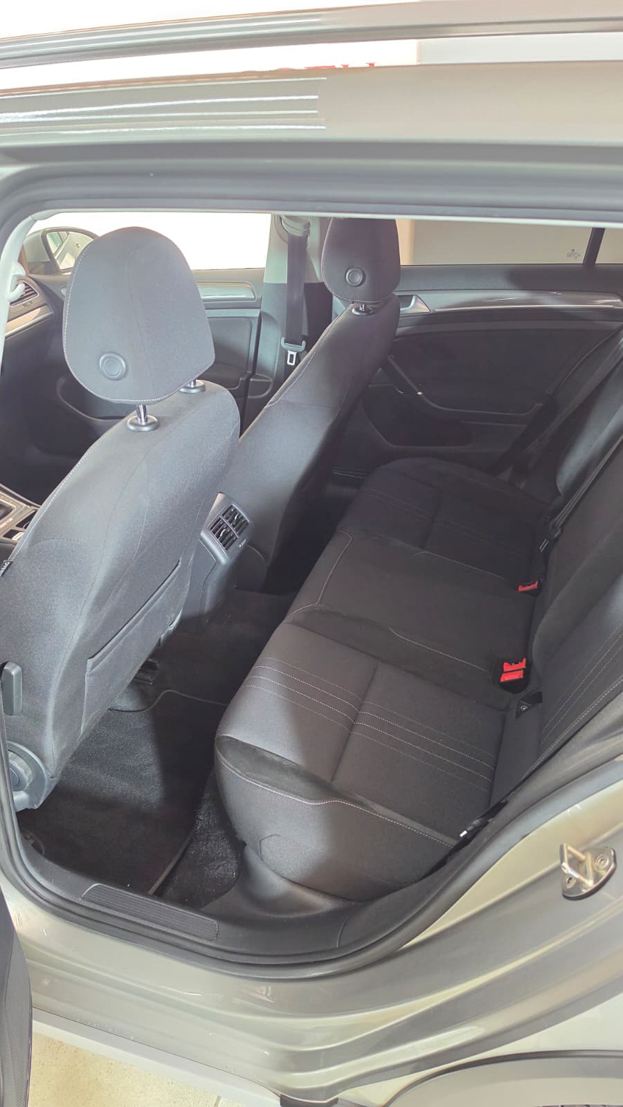 VW Golf 2.0 TDI Alltrack 4Motion DSG, FRISCH AB MFK UND 8-FACH BEREIFT-image-11