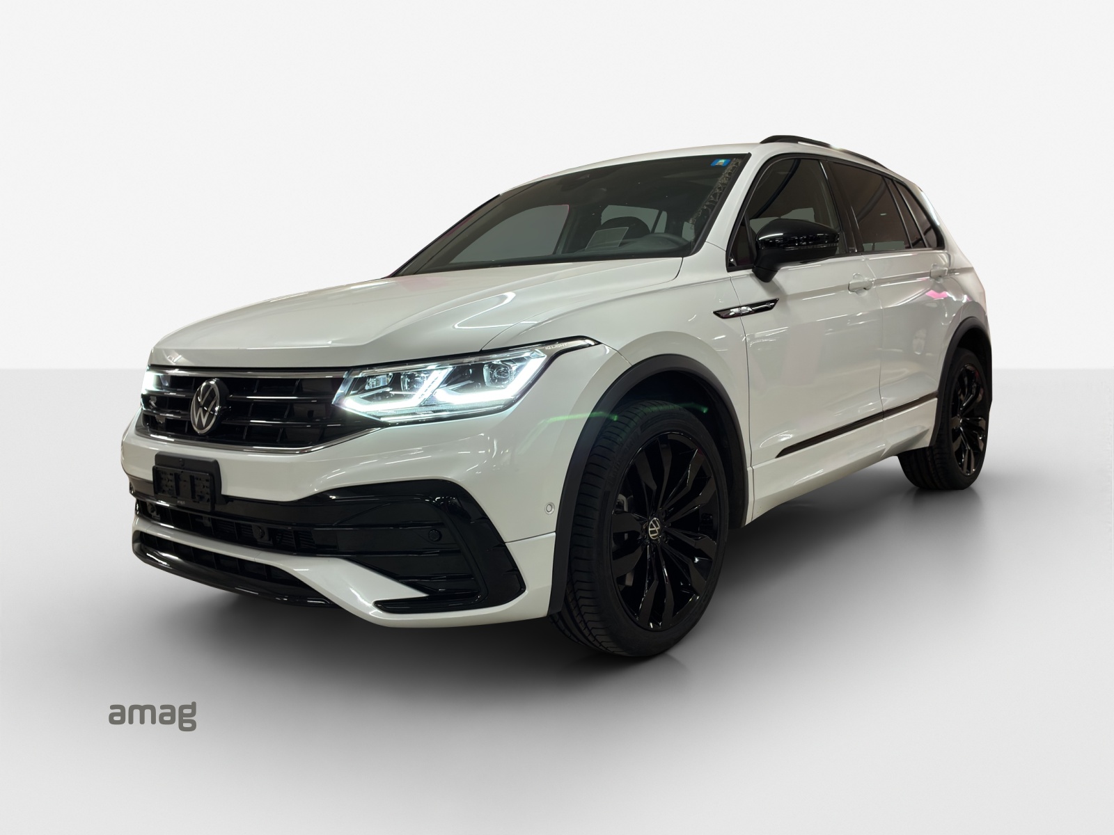 VW Tiguan 2.0TSI R-Line 4Motion DSG-image-0
