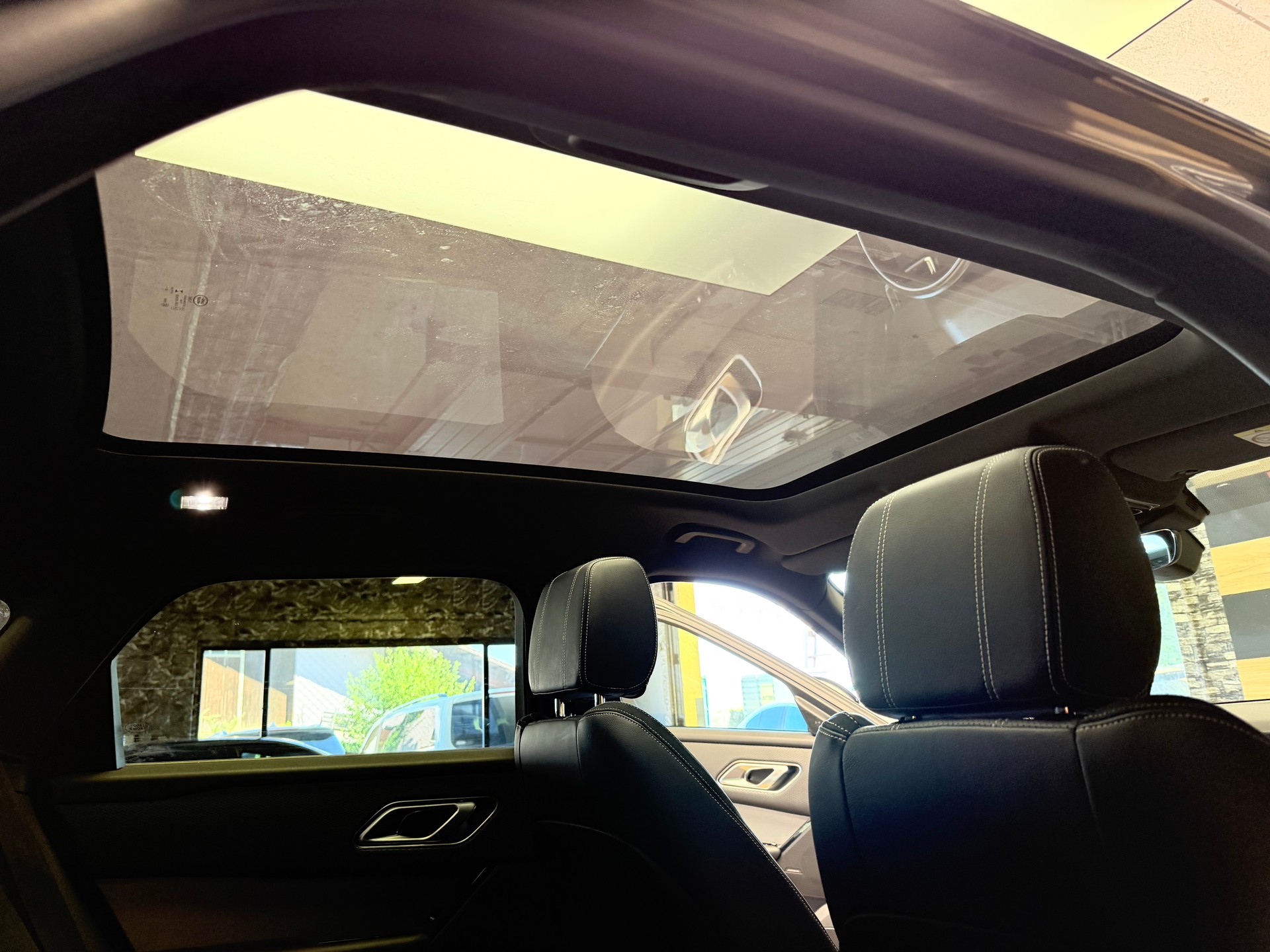 LAND ROVER Range Rover Velar R-Dynamic D 240 SE Automatic-image-14