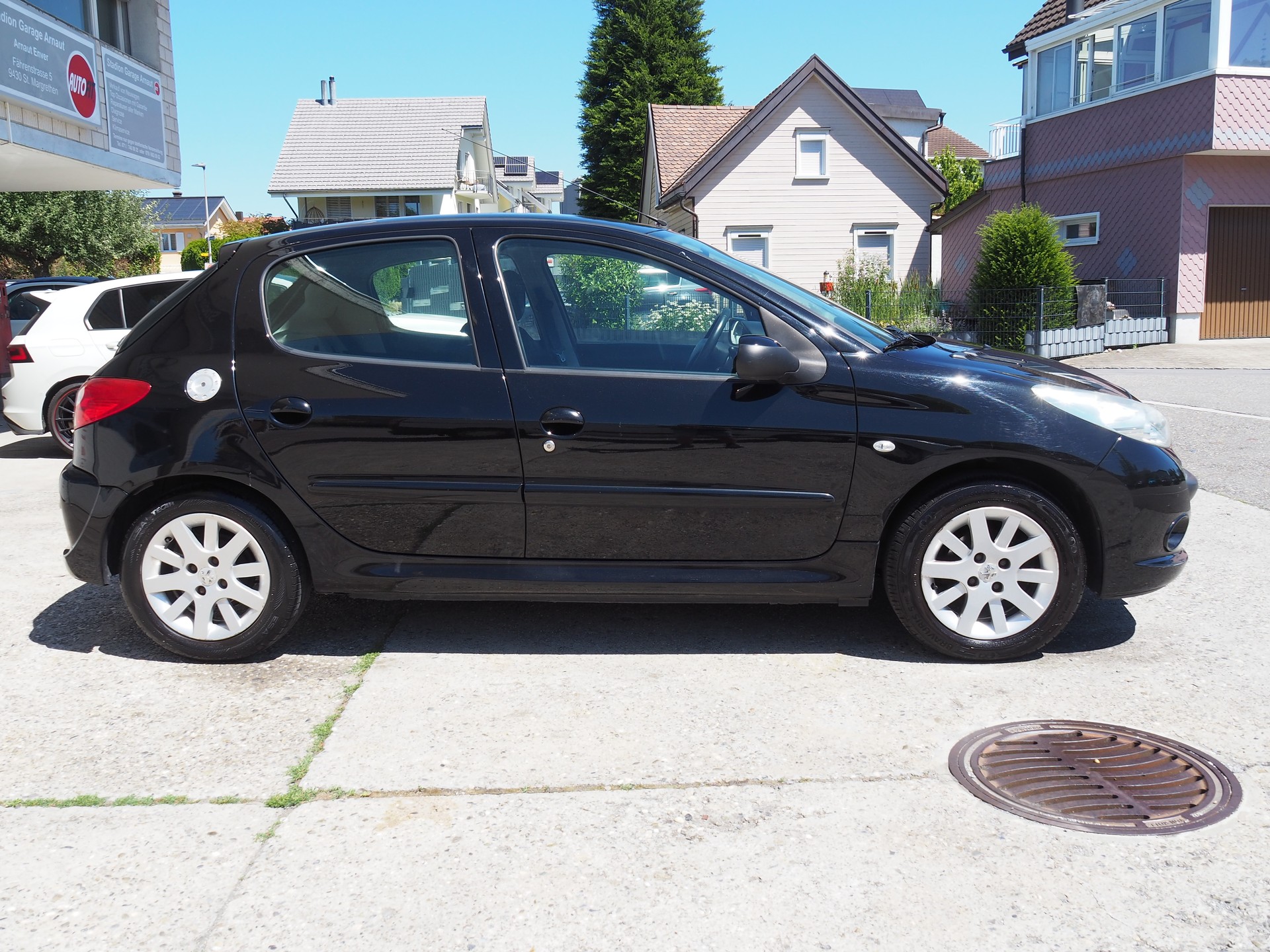 PEUGEOT 206+ 1.4 Trendy-image-6