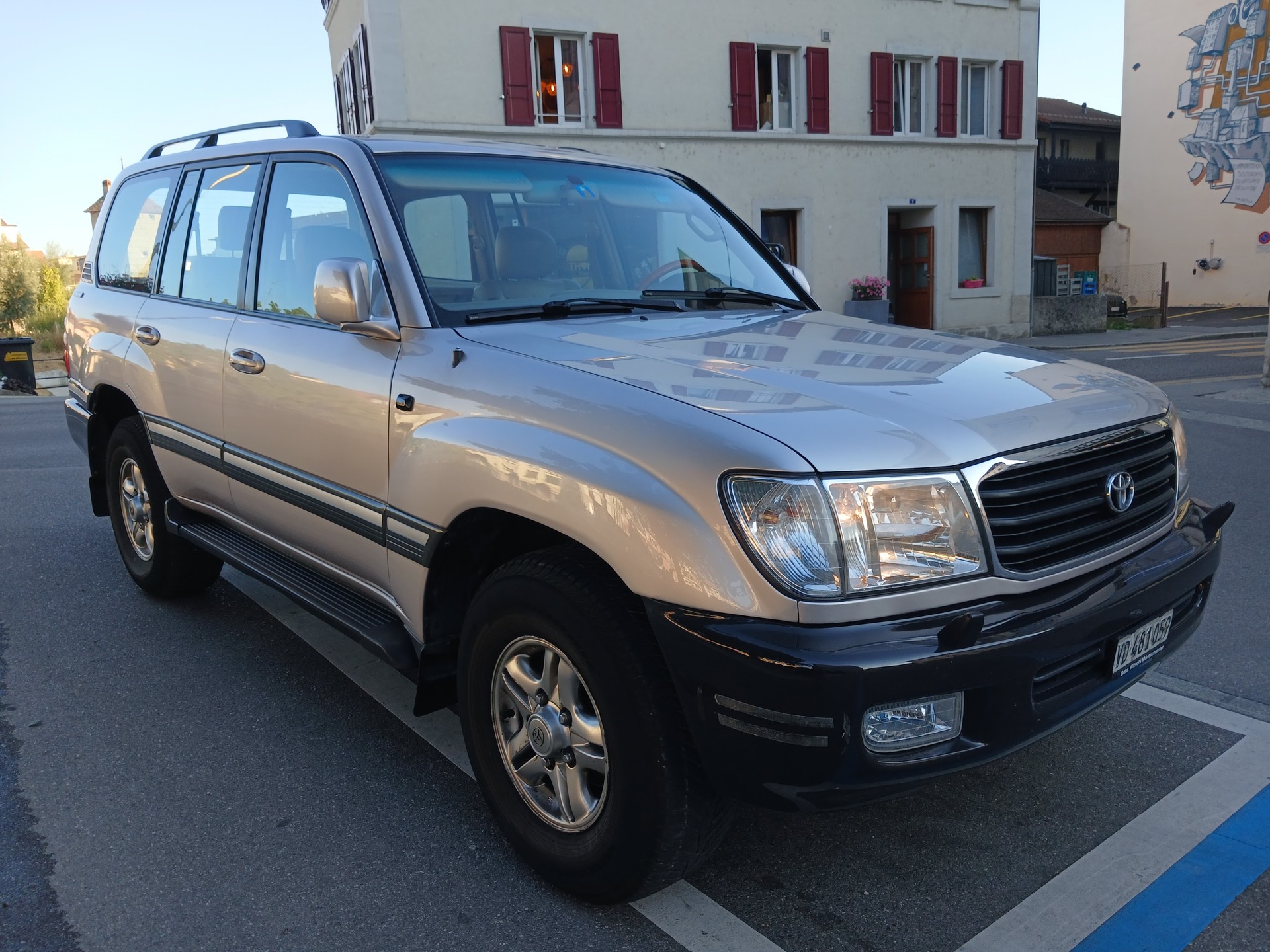 TOYOTA 4.2 TDI-I Super Saloon-image-3