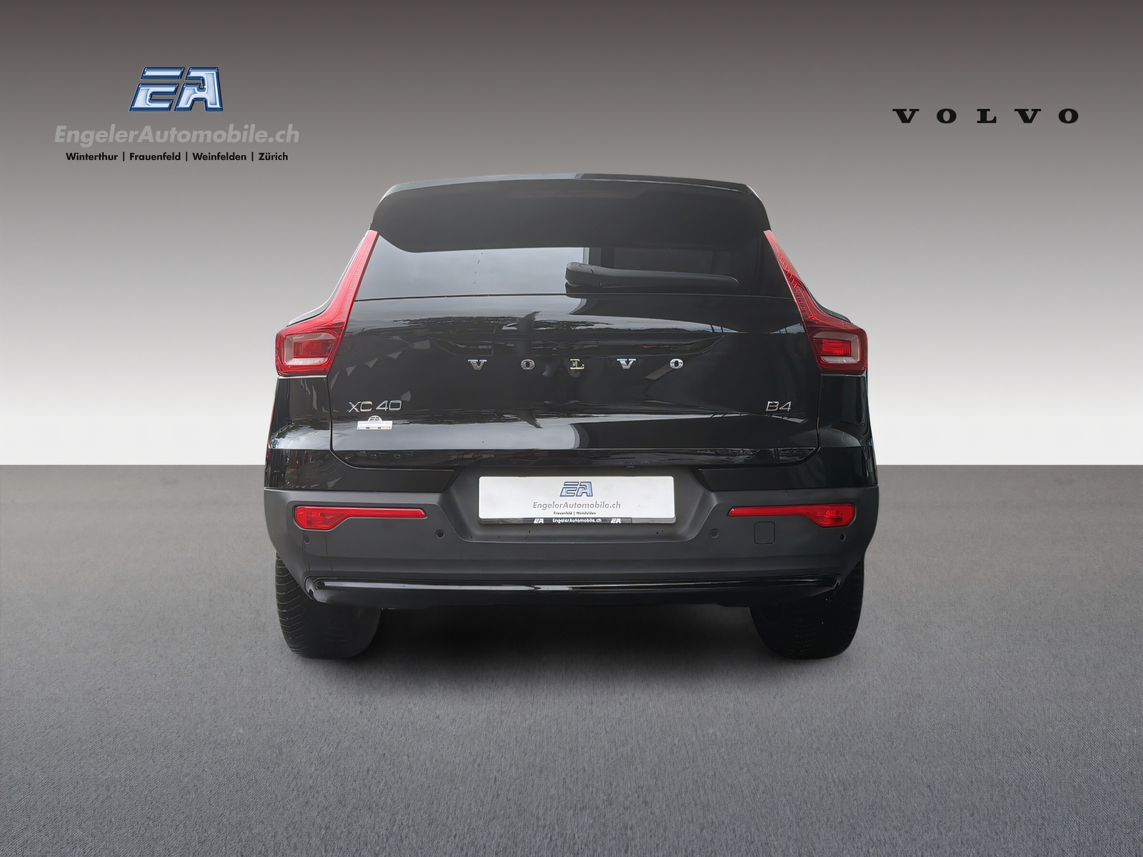 VOLVO XC40 2.0 B4 MH Plus Dark-image-4