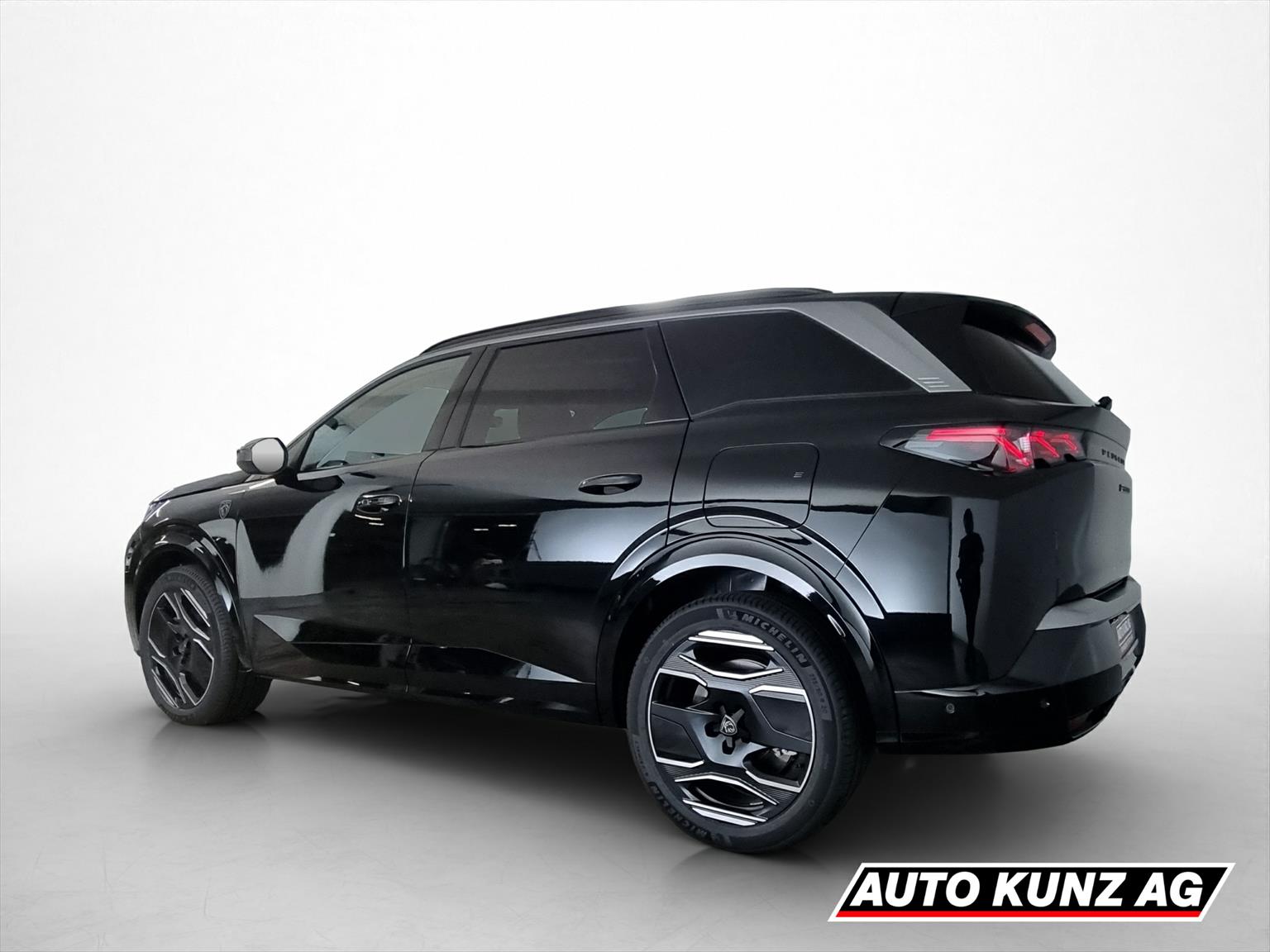 PEUGEOT 5008 GT Exclusive AWD 73kWh 7-Plätzer-showroom-element-3