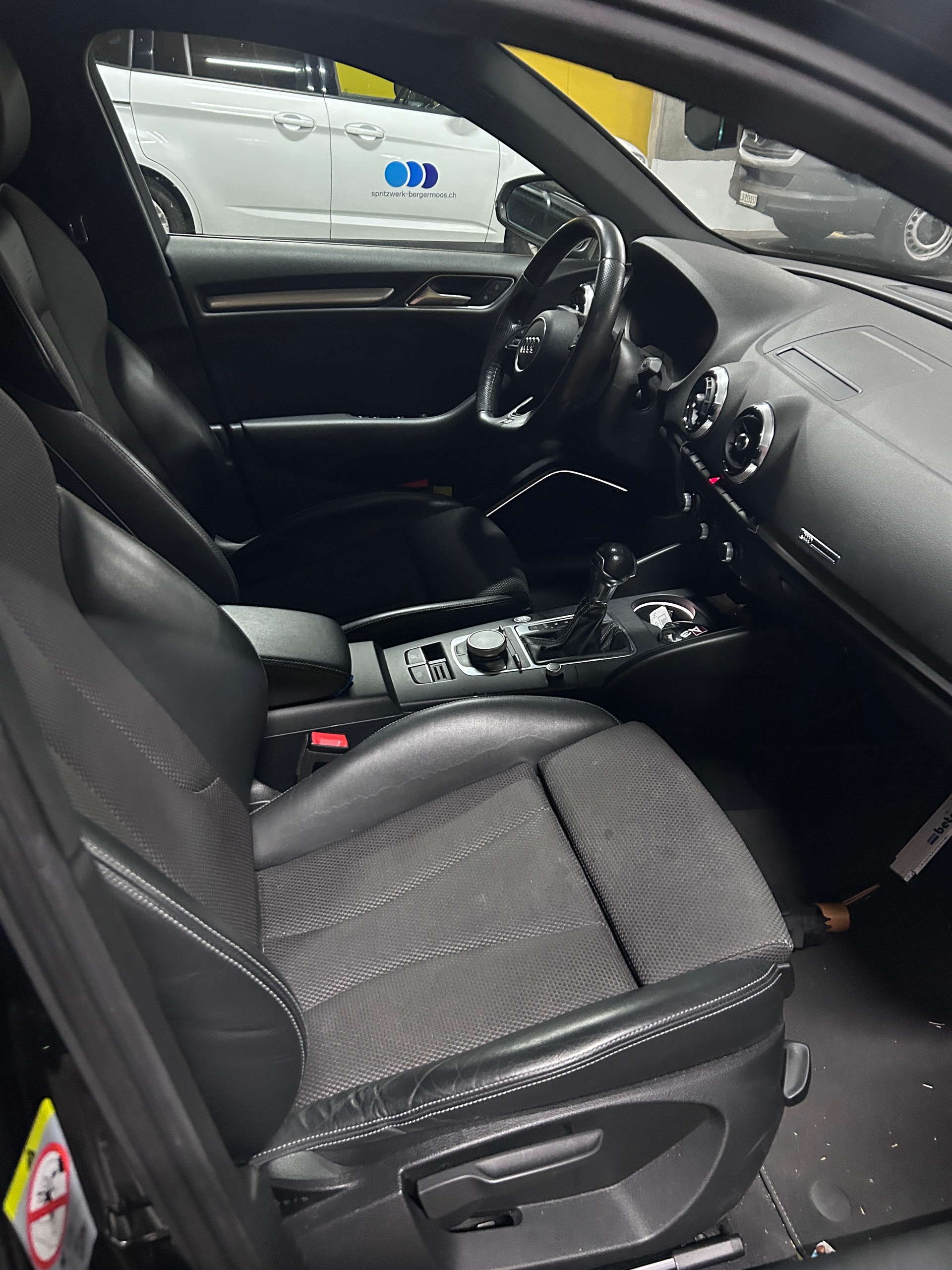 AUDI 1.5 35 TFSI S-Tronic-image-3
