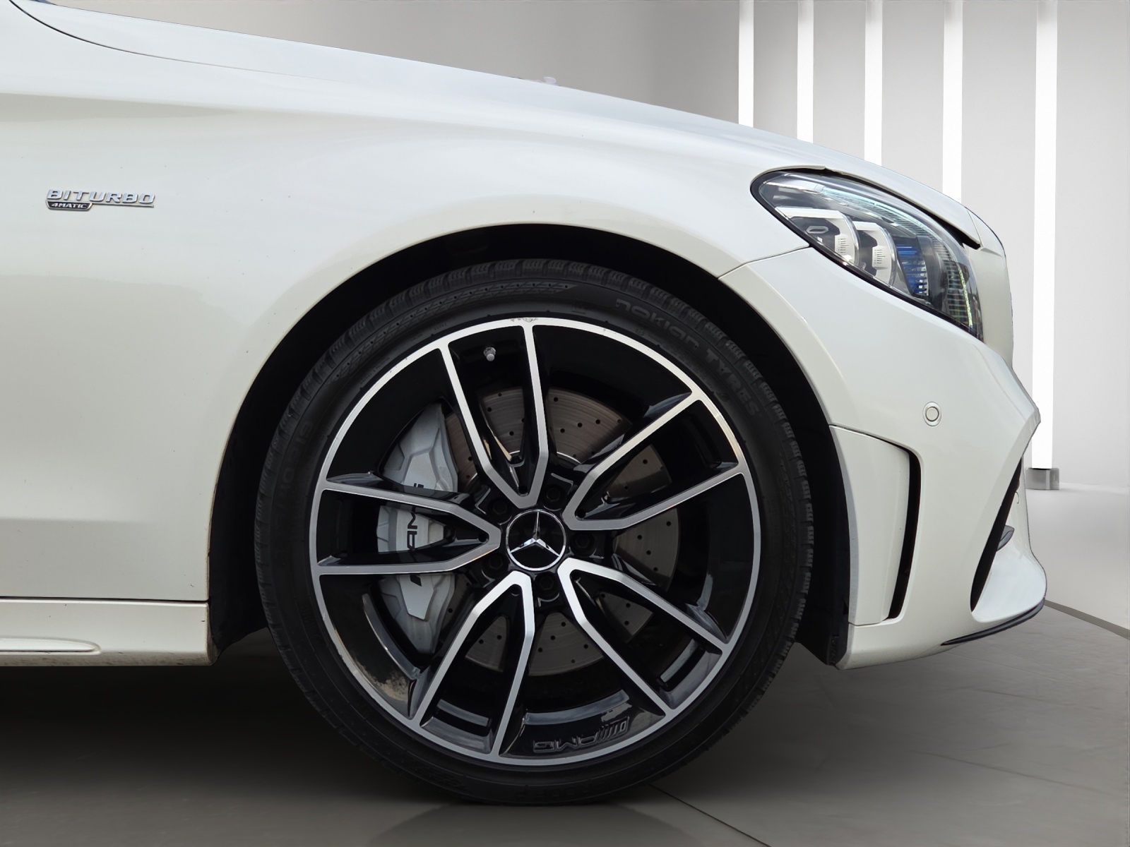 MERCEDES-BENZ C 43 AMG 4Matic 9G-Tronic-image-5