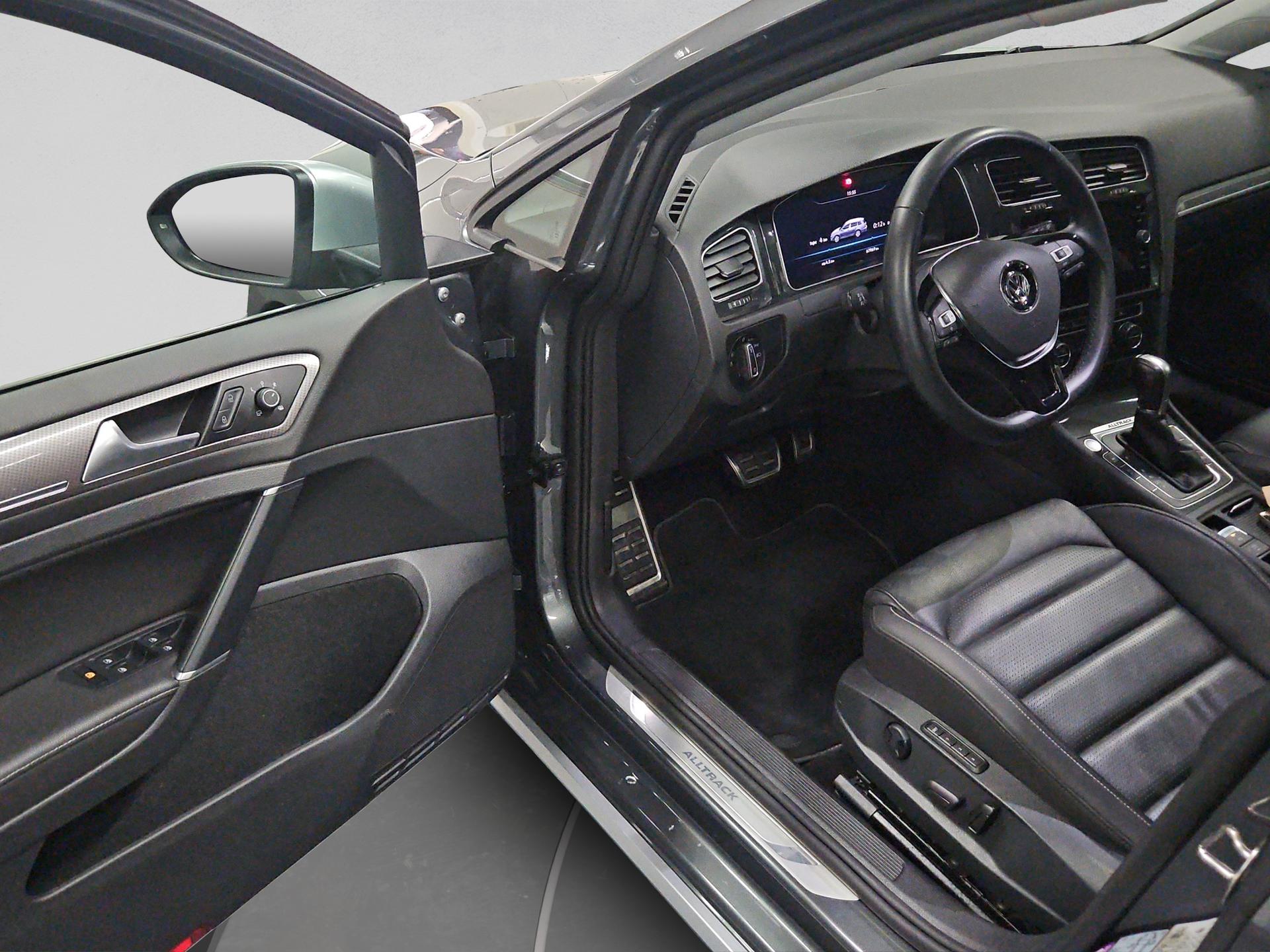 VW Golf 2.0 TDI Alltrack 4Motion DSG-image-23