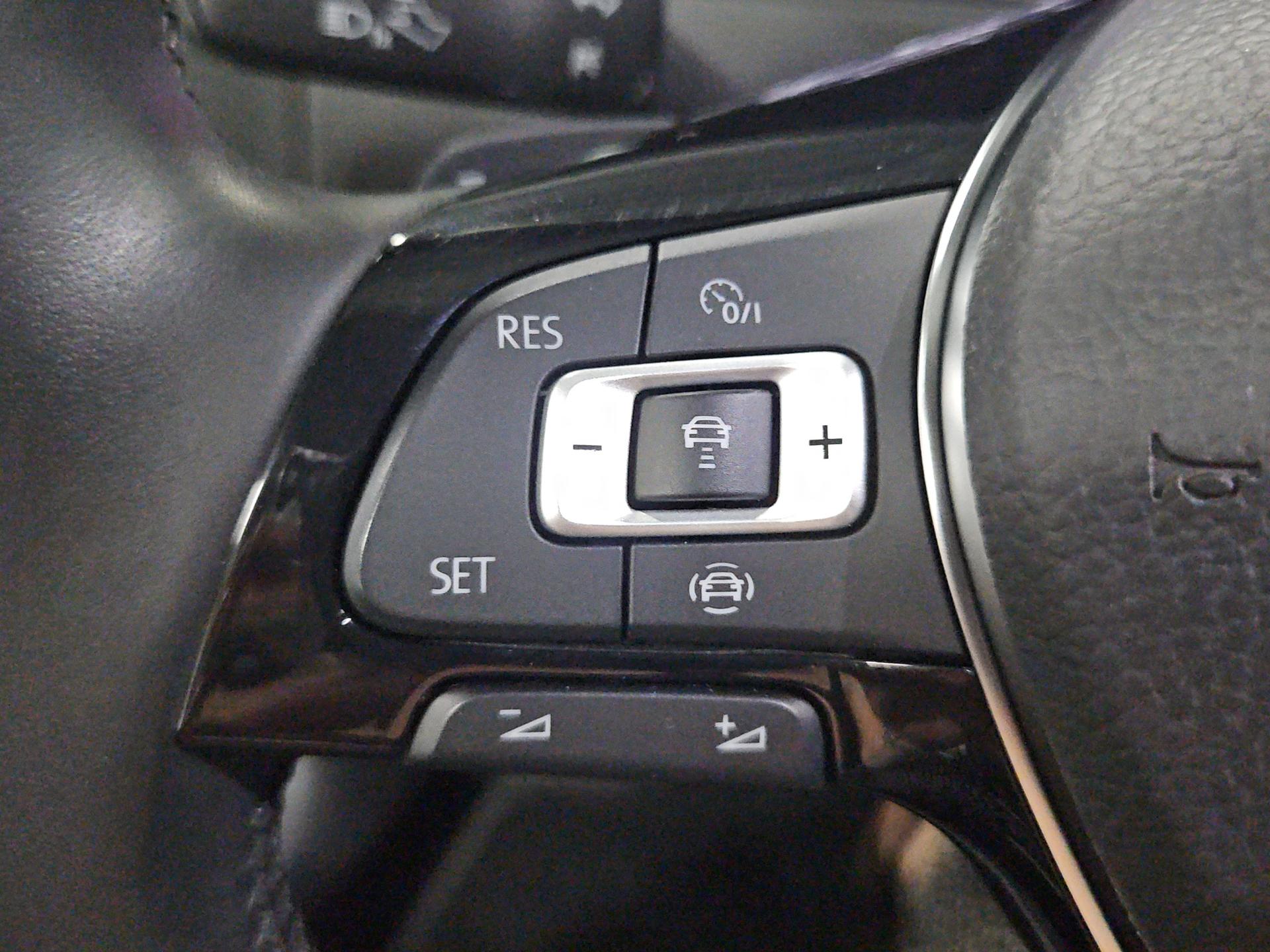 VW Golf 2.0 TDI Alltrack 4Motion DSG-image-21