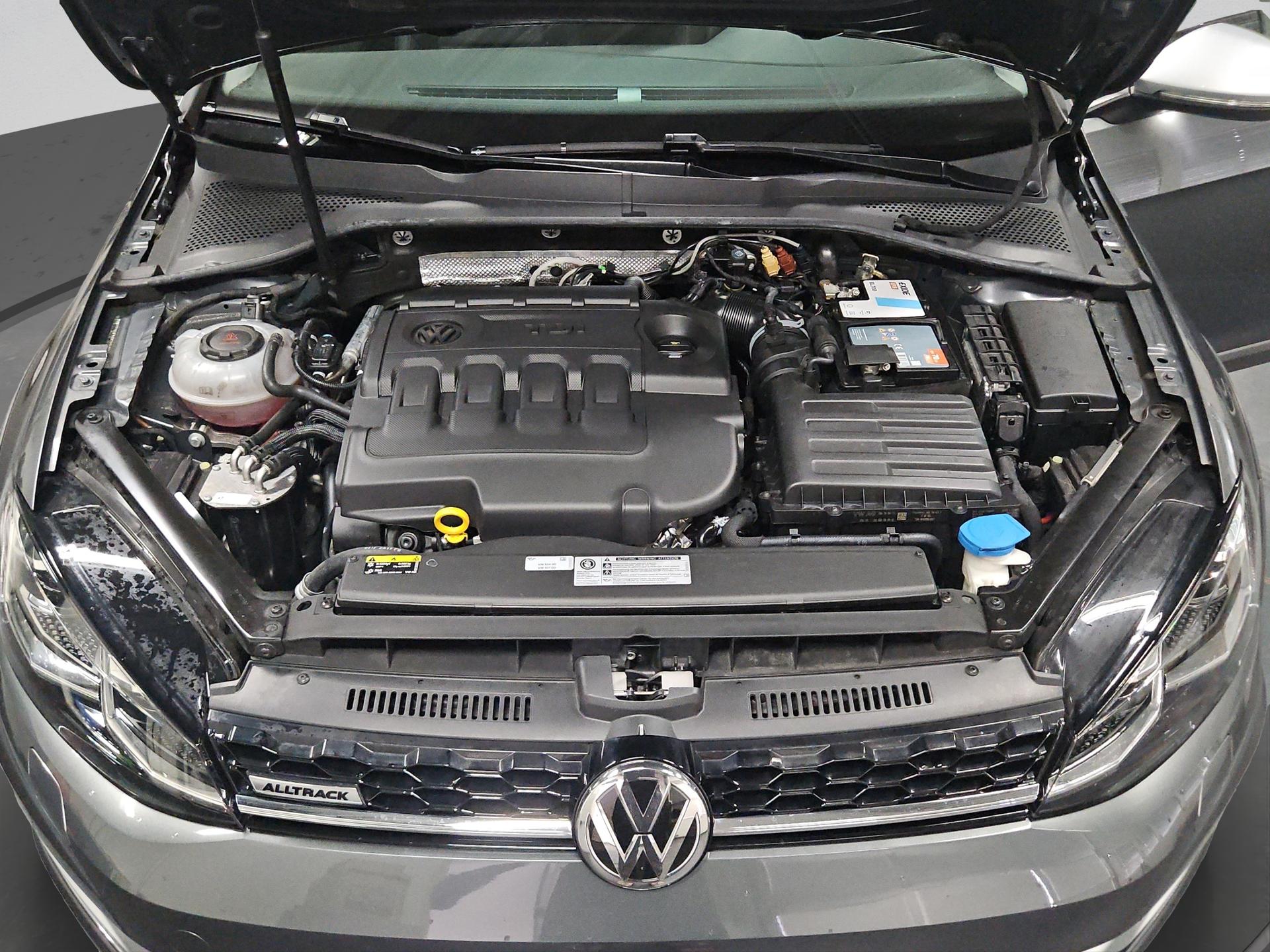 VW Golf 2.0 TDI Alltrack 4Motion DSG-image-24
