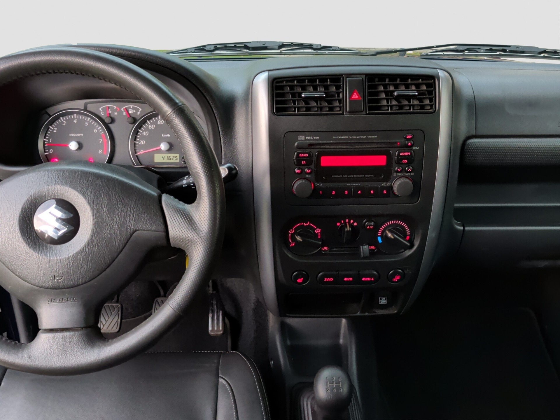 SUZUKI Jimny 1.3 16V GL Top Special Edition-image-8