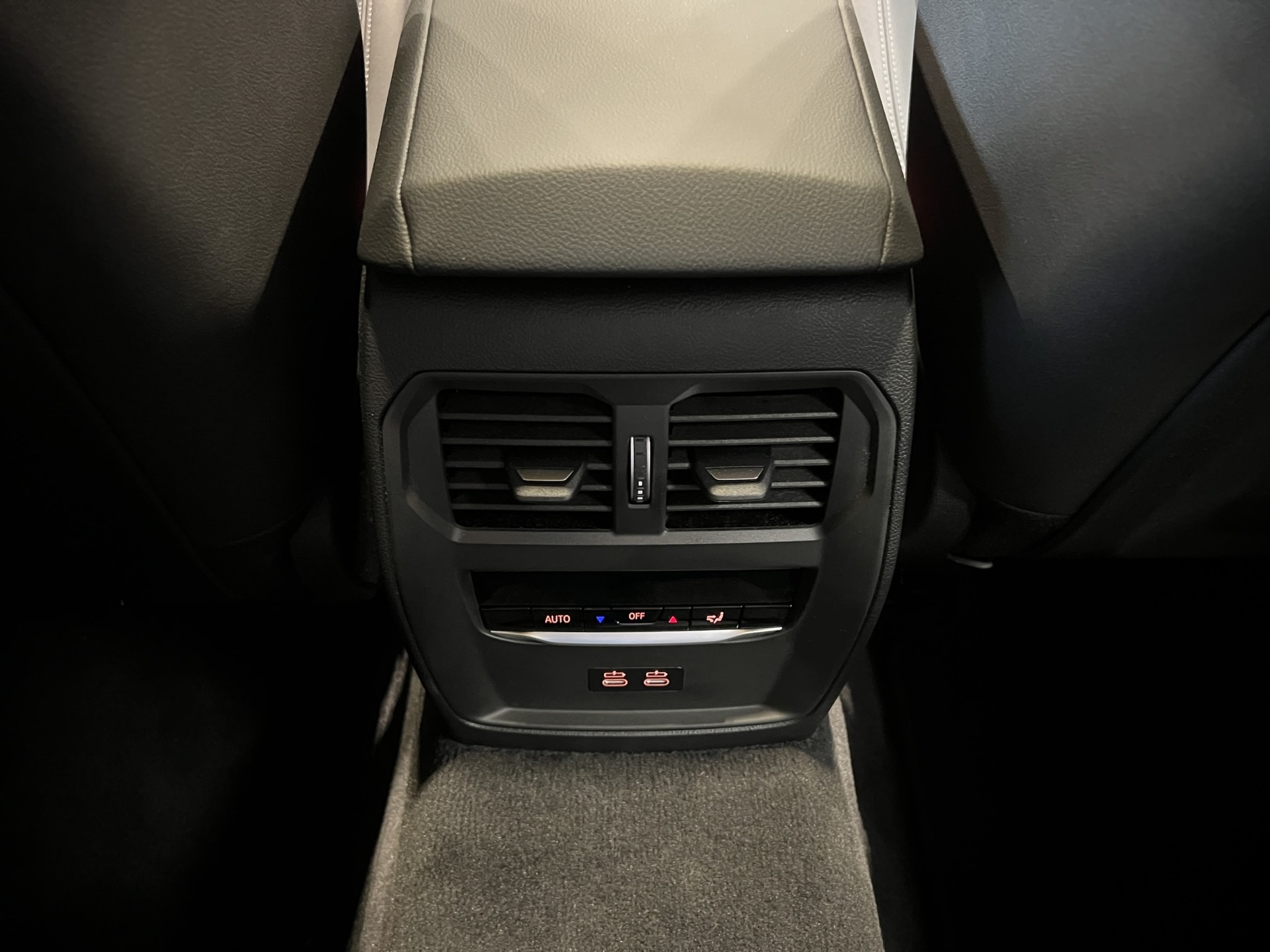 BMW 420d xDrive Gran Coupé-image-10