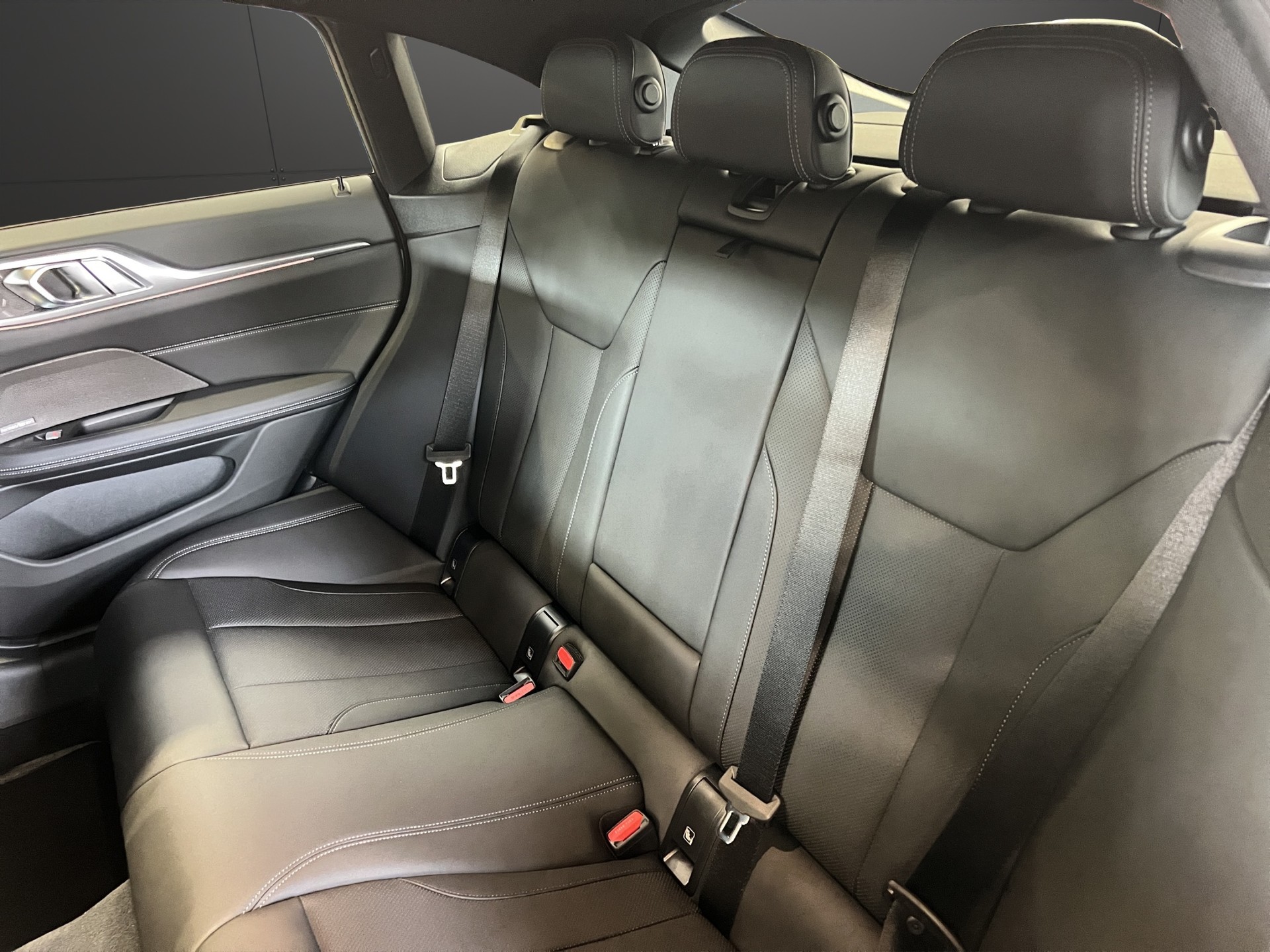 BMW 420d xDrive Gran Coupé-image-16