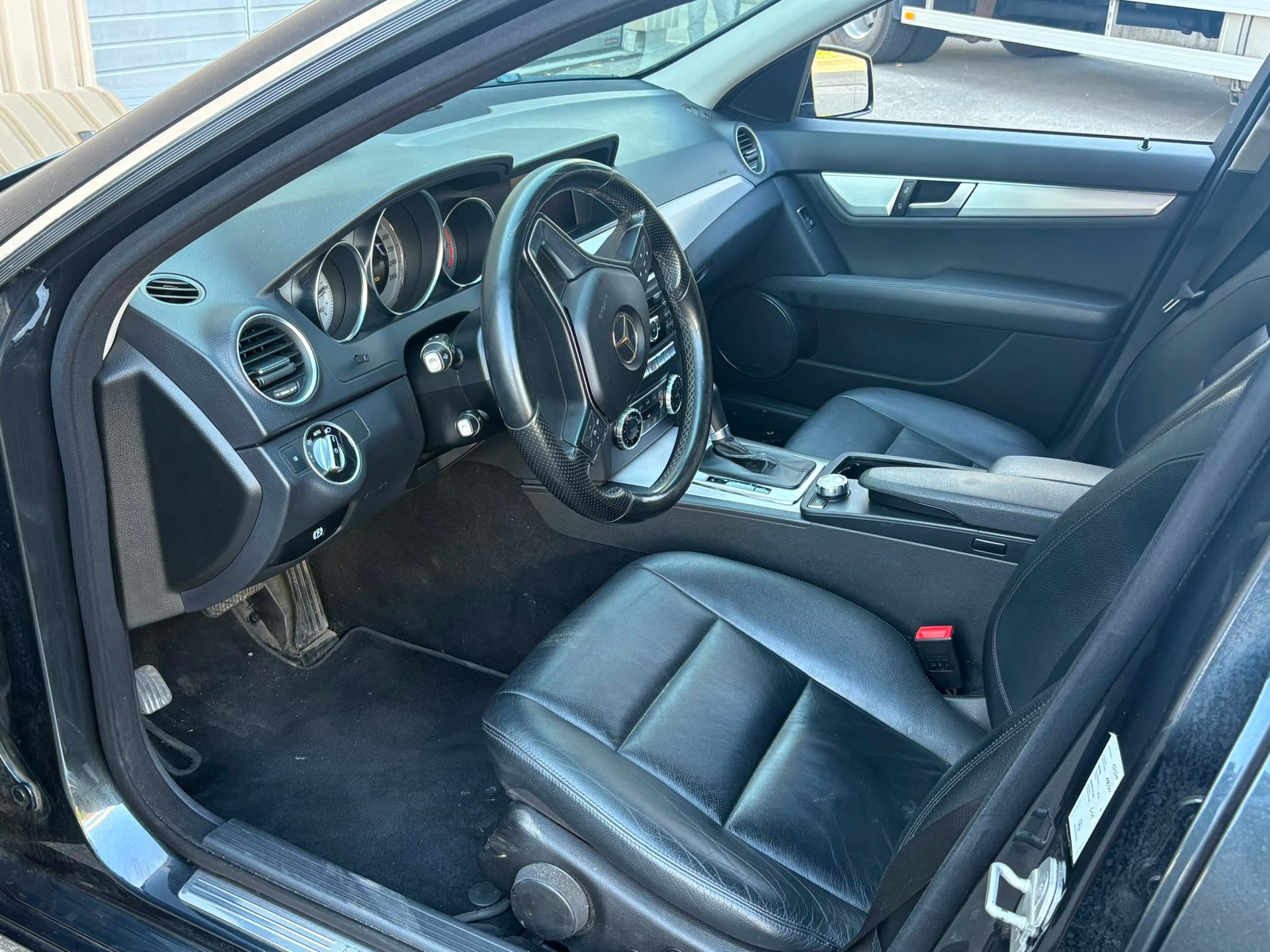 MERCEDES-BENZ C 250 CDI 4Matic 7G-Tronic-image-3