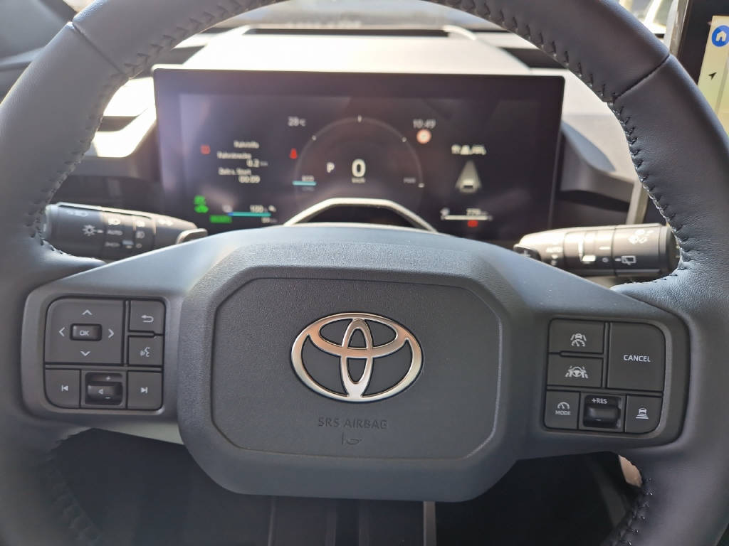 TOYOTA RAV-4 2.5 Plug-In-Hybrid Style 48167/001-image-17