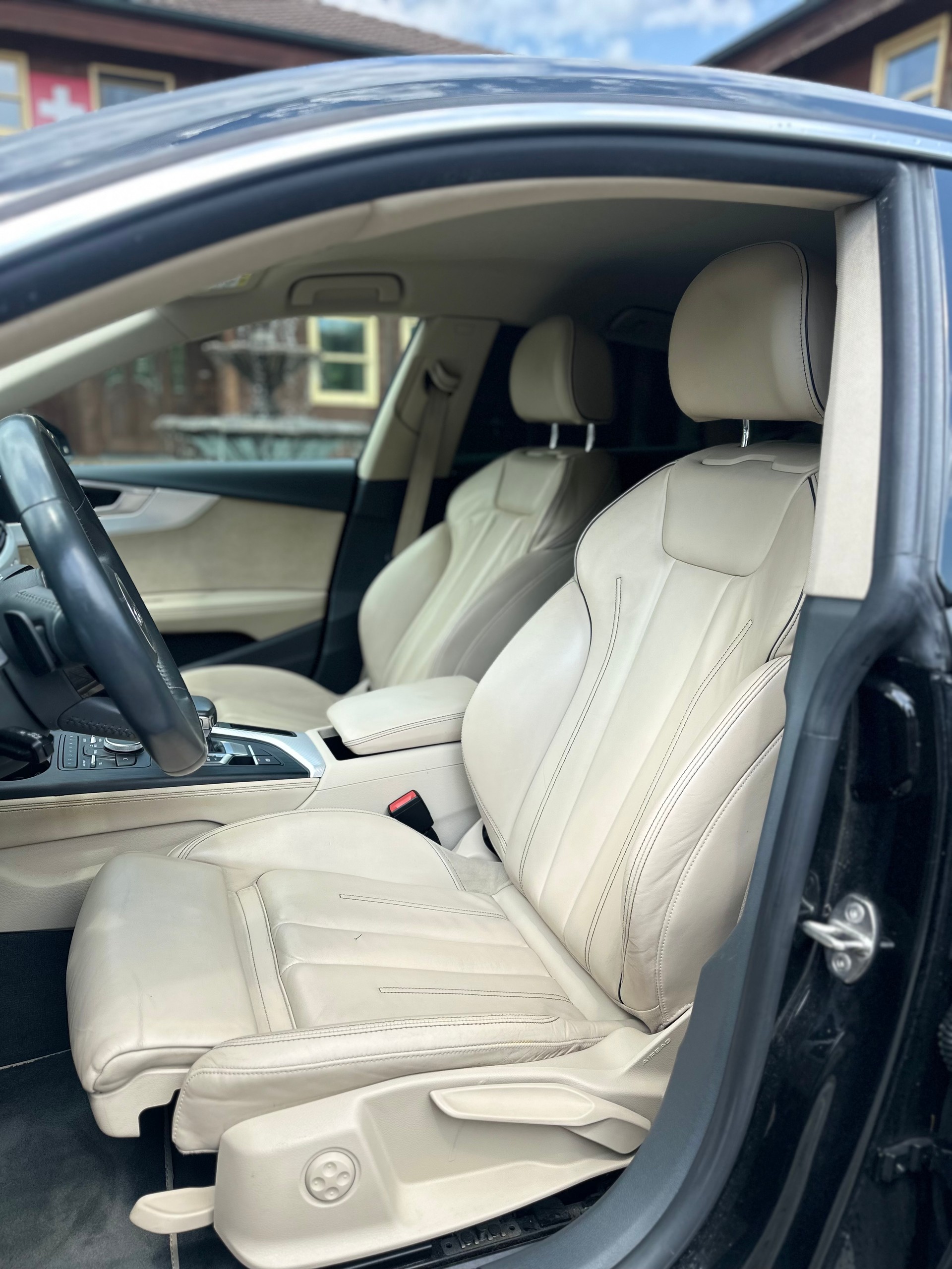 AUDI A5 Sportback 2.0 TFSI Design quattro S-tronic-image-7