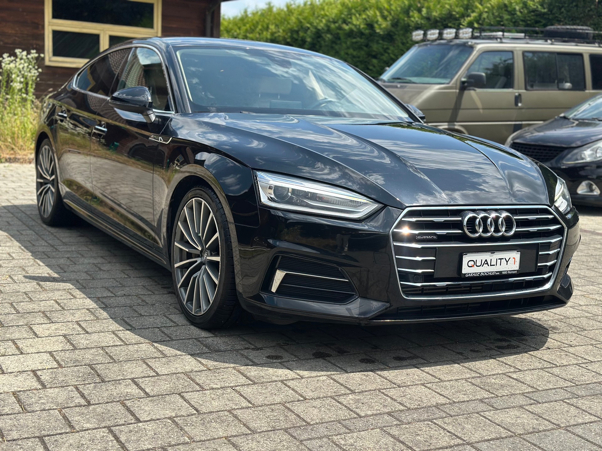 AUDI A5 Sportback 2.0 TFSI Design quattro S-tronic-image-2
