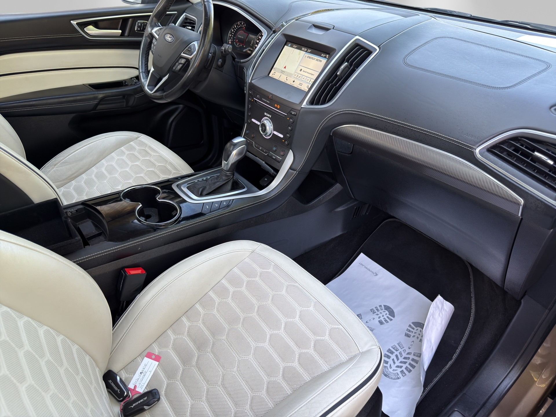 FORD S-Max 2.0 TDCi Vignale AWD PowerShift-image-11