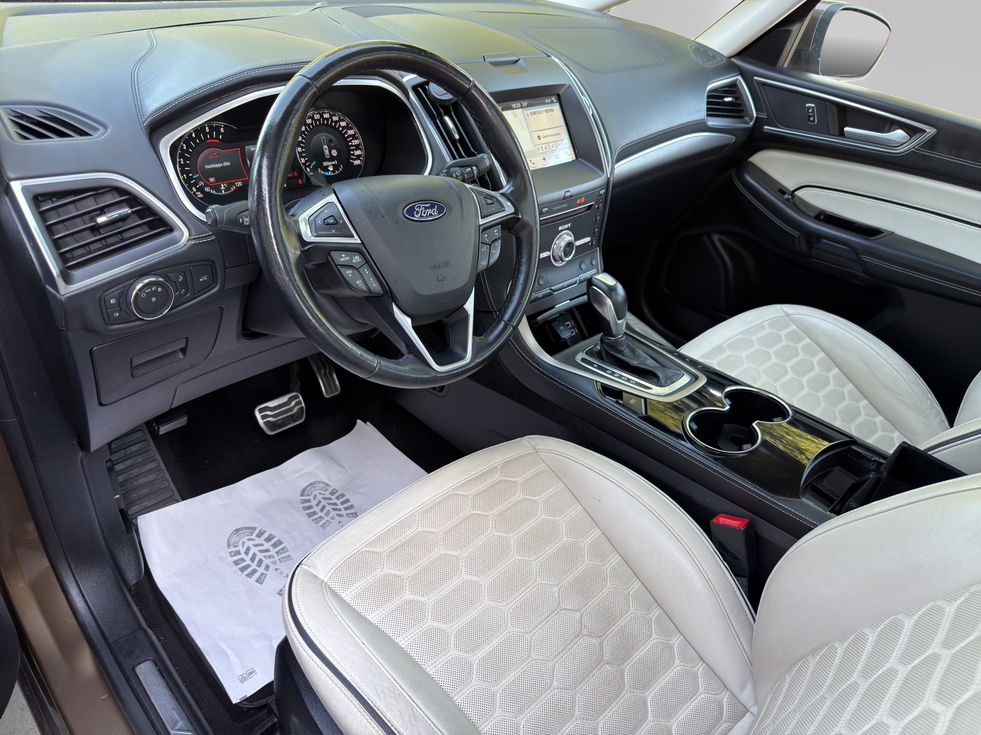 FORD S-Max 2.0 TDCi Vignale AWD PowerShift-image-8