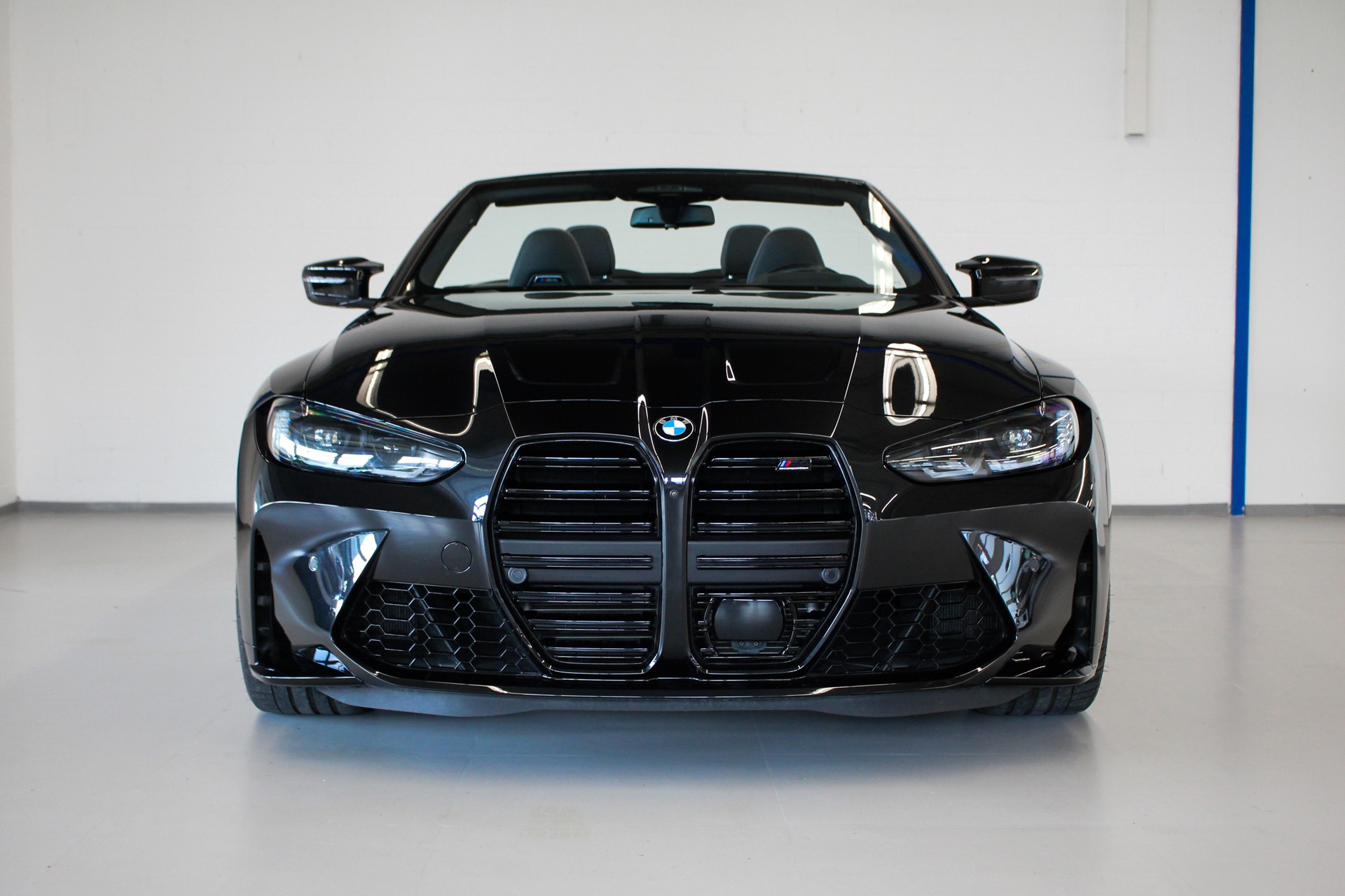BMW M4 Cabrio Competition M xDrive