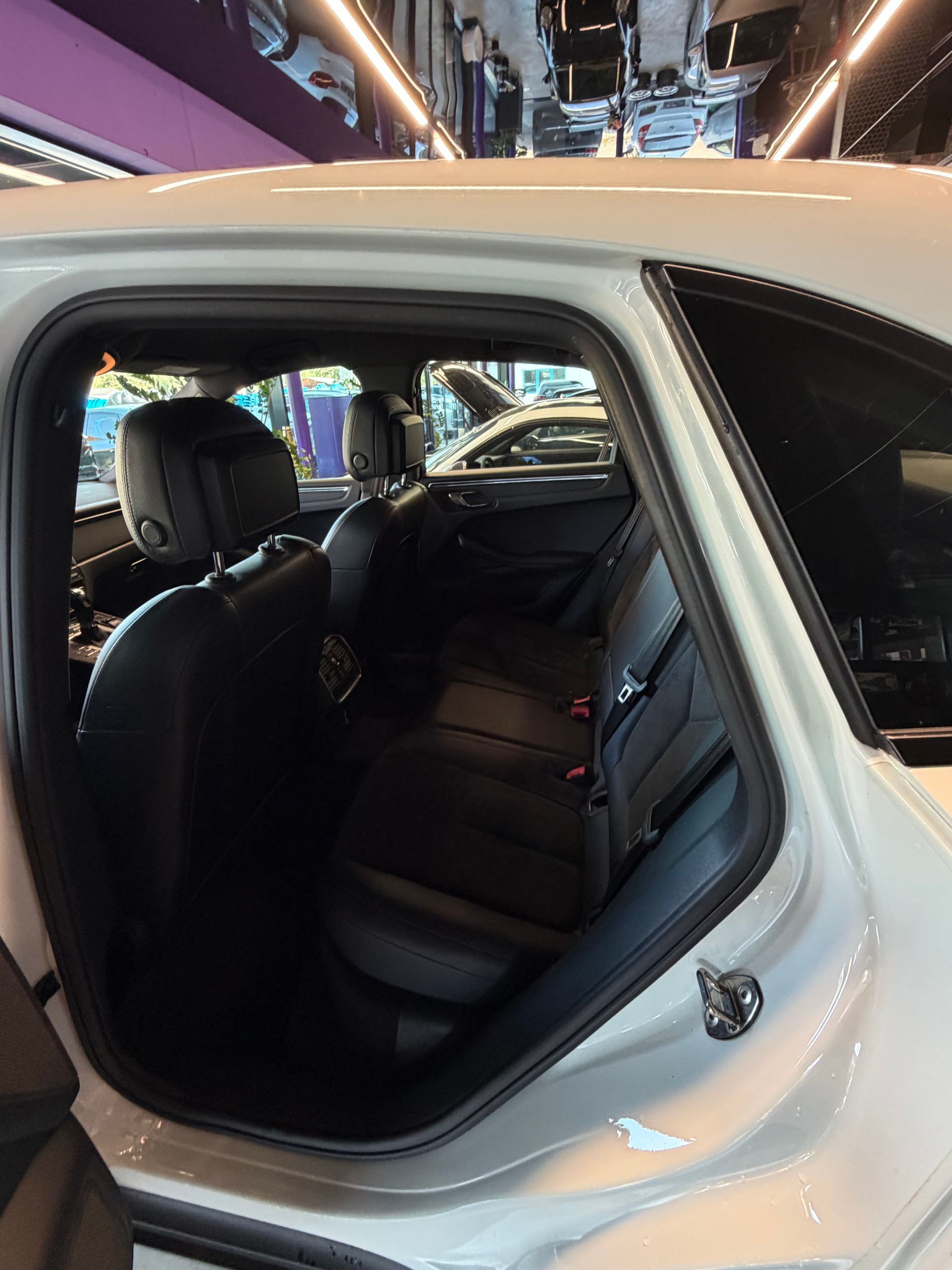 PORSCHE Macan PDK-image-6