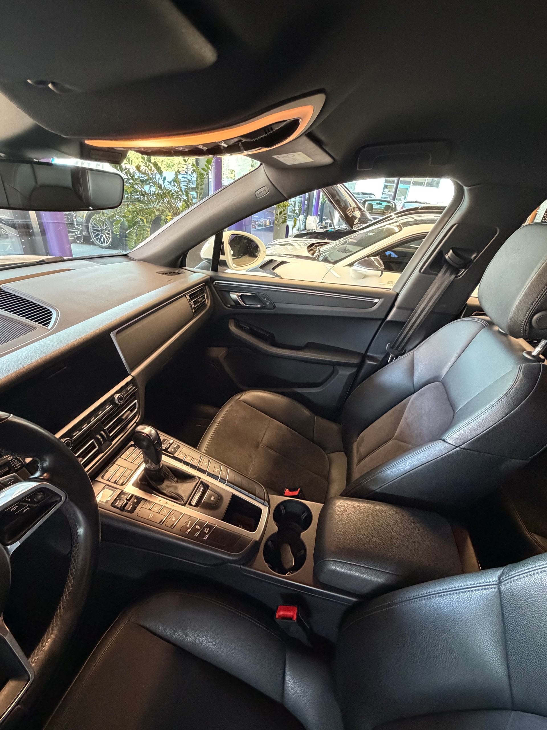 PORSCHE Macan PDK-image-12