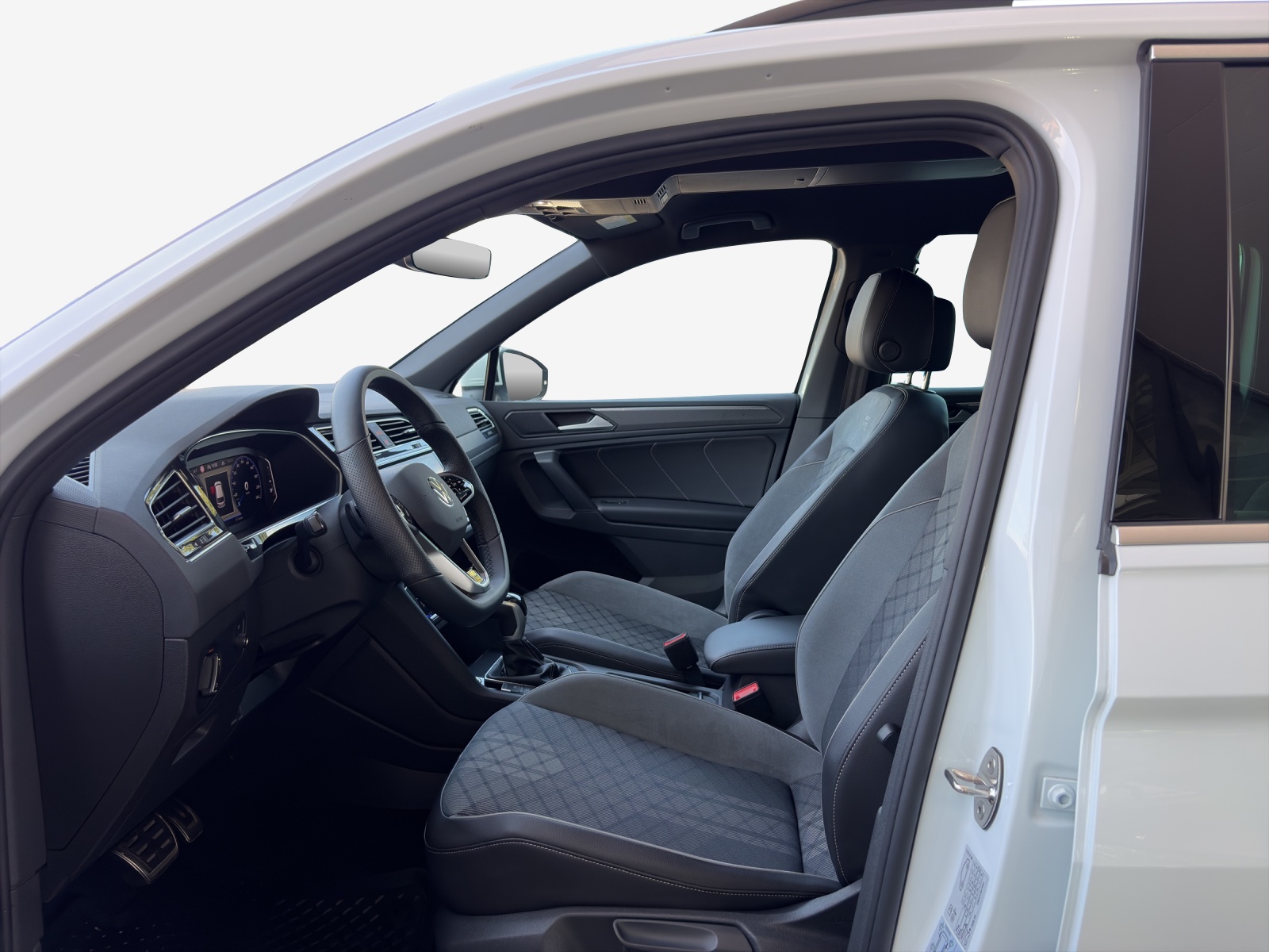 VW Tiguan 2.0TSI R-Line 4Motion DSG-image-7