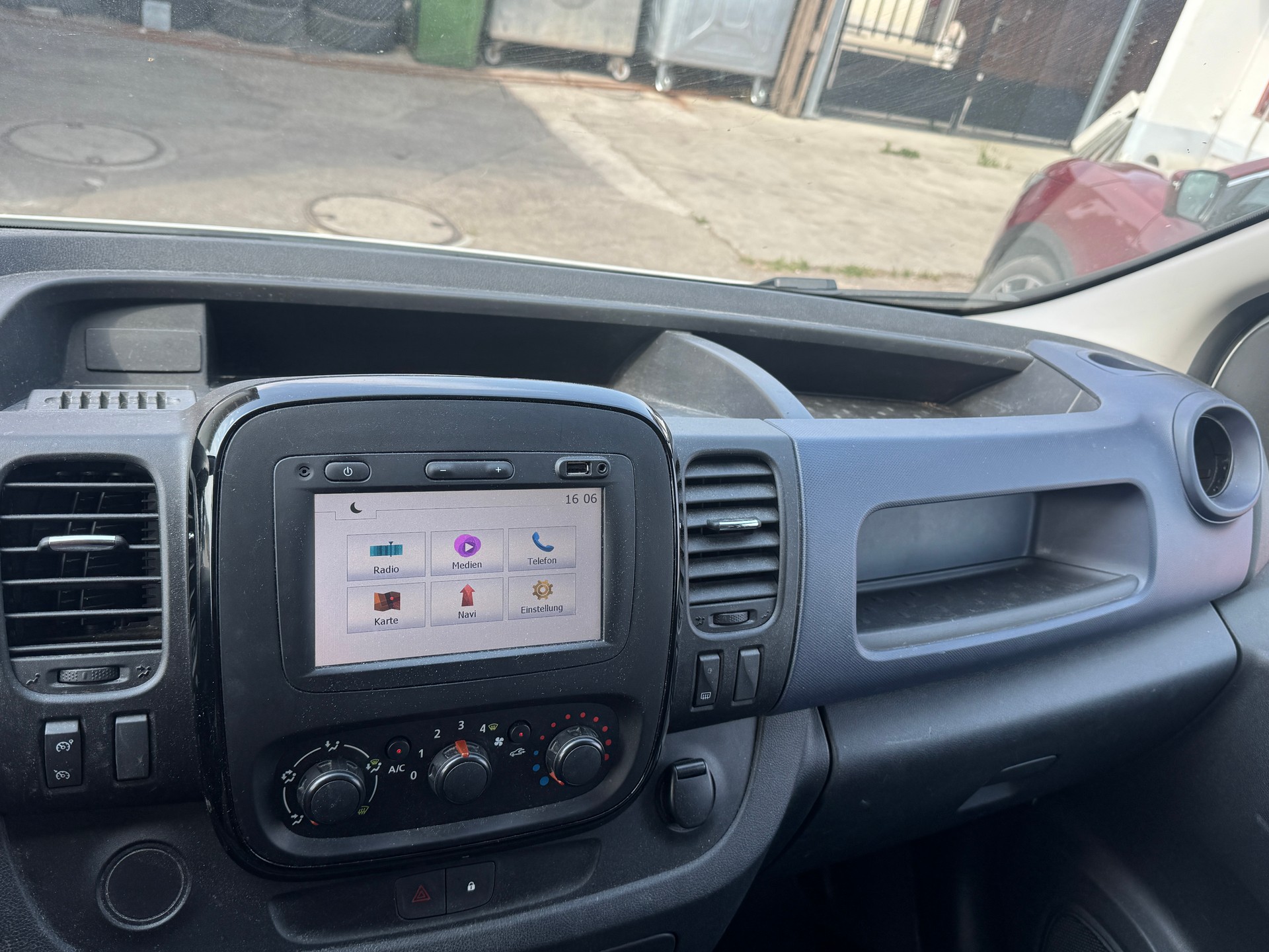 OPEL Vivaro 1.6 CDTI 2.9t L1H1-image-9