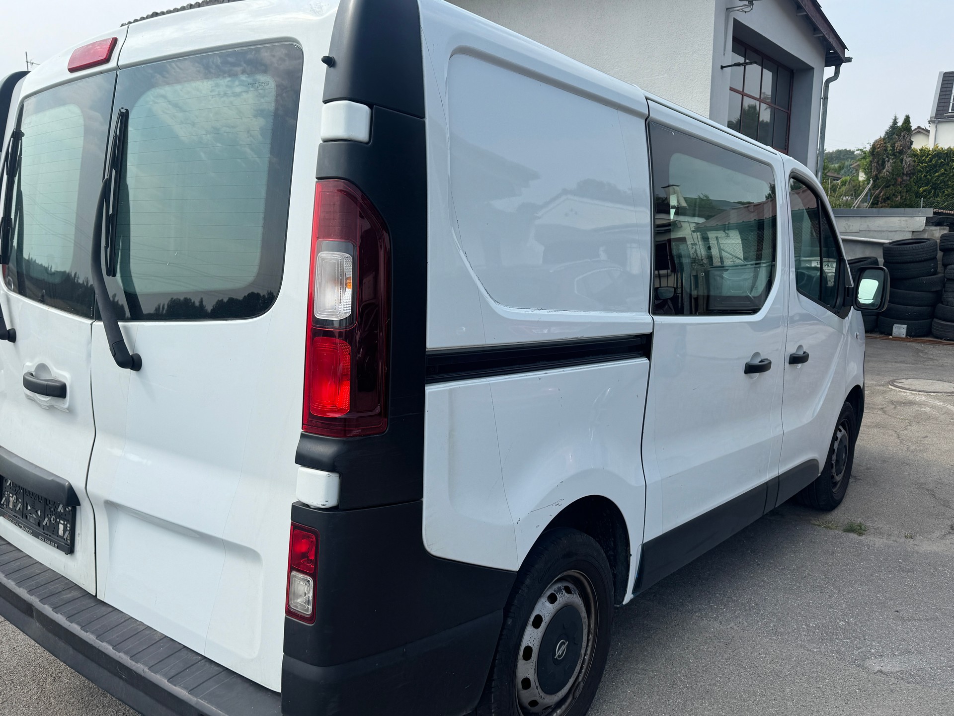 OPEL Vivaro 1.6 CDTI 2.9t L1H1-image-5