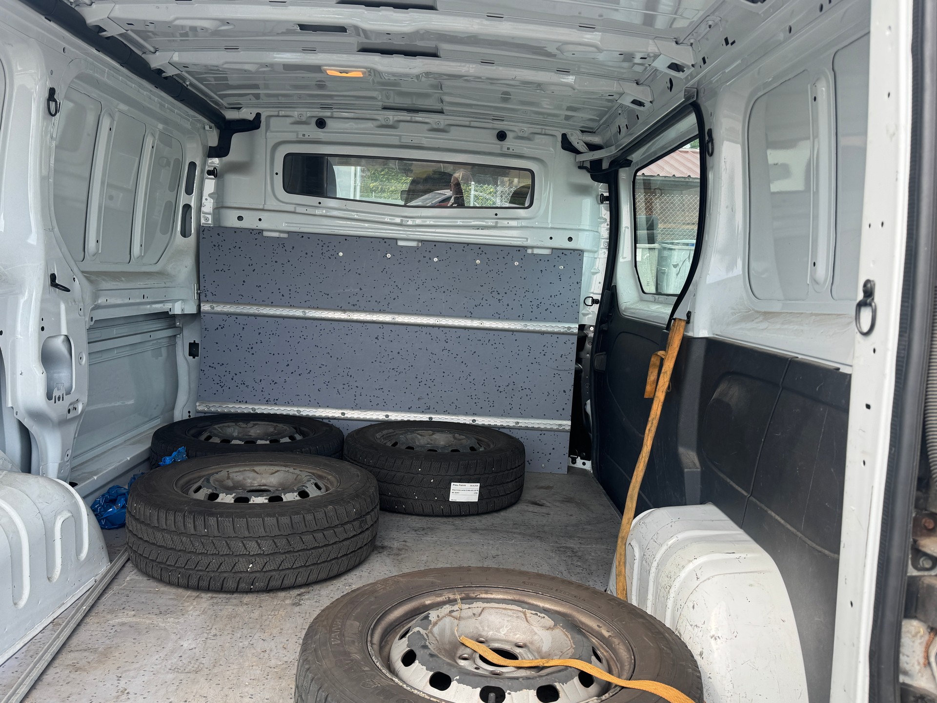 OPEL Vivaro 1.6 CDTI 2.9t L1H1-image-6
