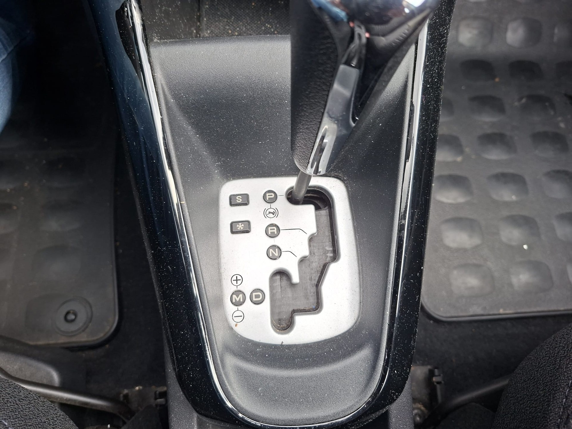 CITROEN C3 1.6i 16V Exclusive Automatic-image-3