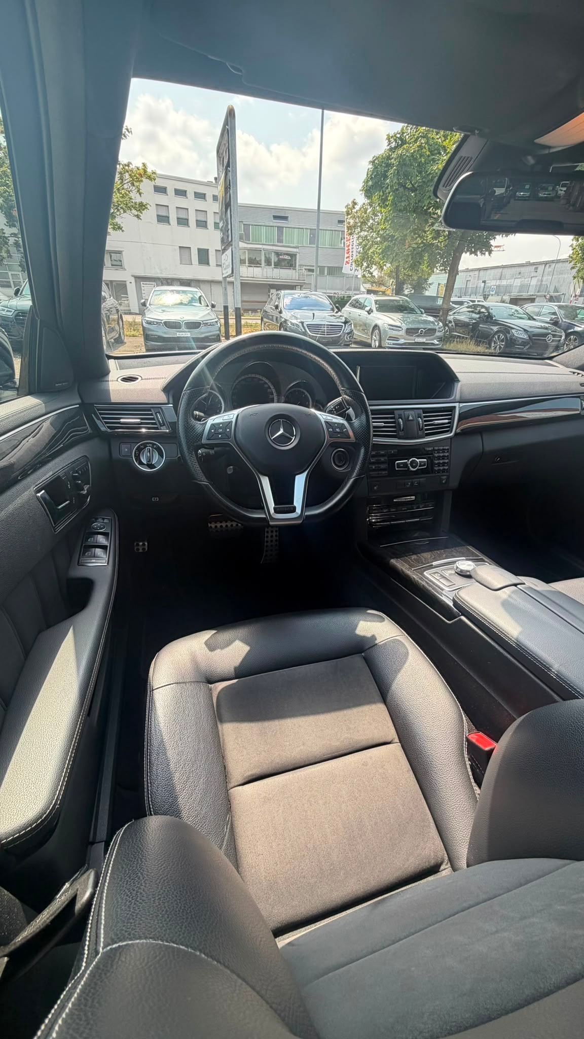MERCEDES-BENZ E 350 CDI BlueEff. Avantgarde 4Matic 7G-Tronic-image-13