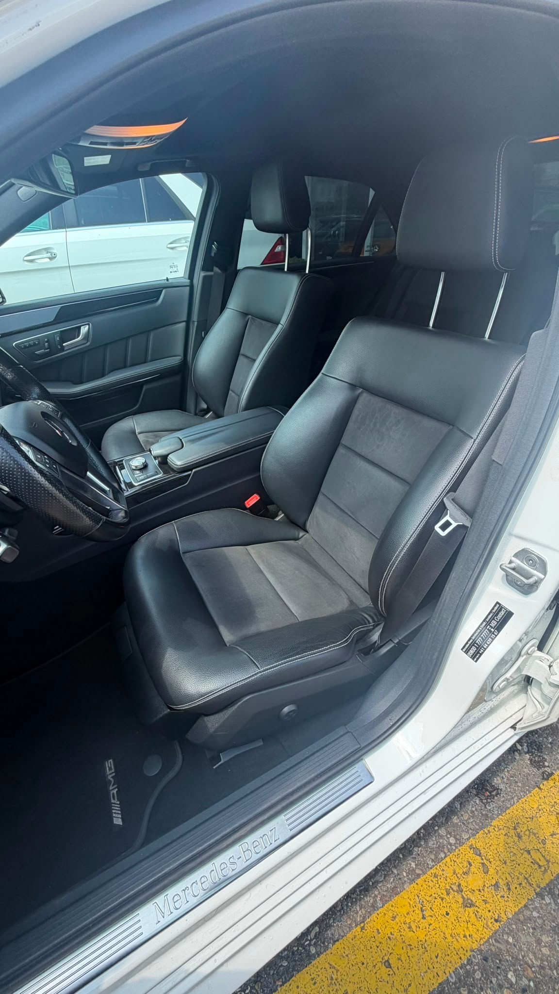 MERCEDES-BENZ E 350 CDI BlueEff. Avantgarde 4Matic 7G-Tronic-image-9
