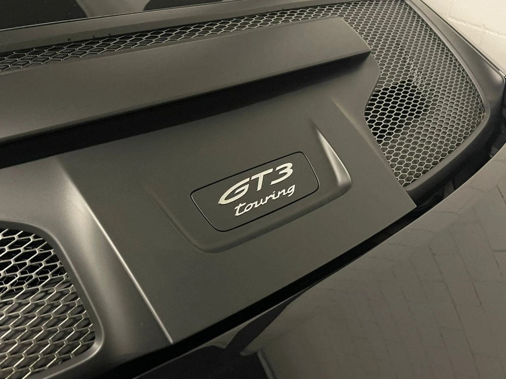 PORSCHE 911 GT3 Touring PDK-image-2