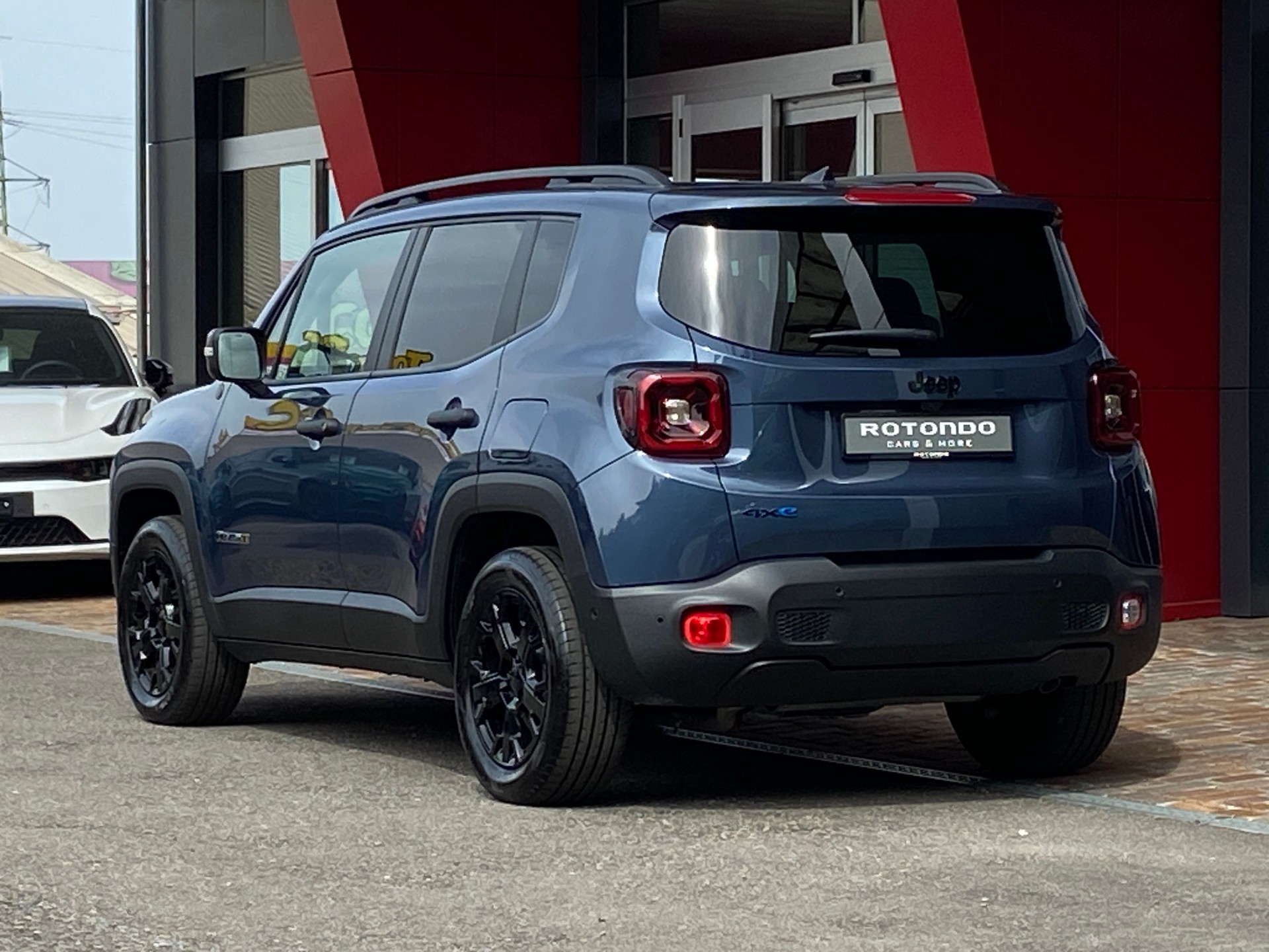 JEEP Renegade 1.3 T PHEV North Star AWD-image-17