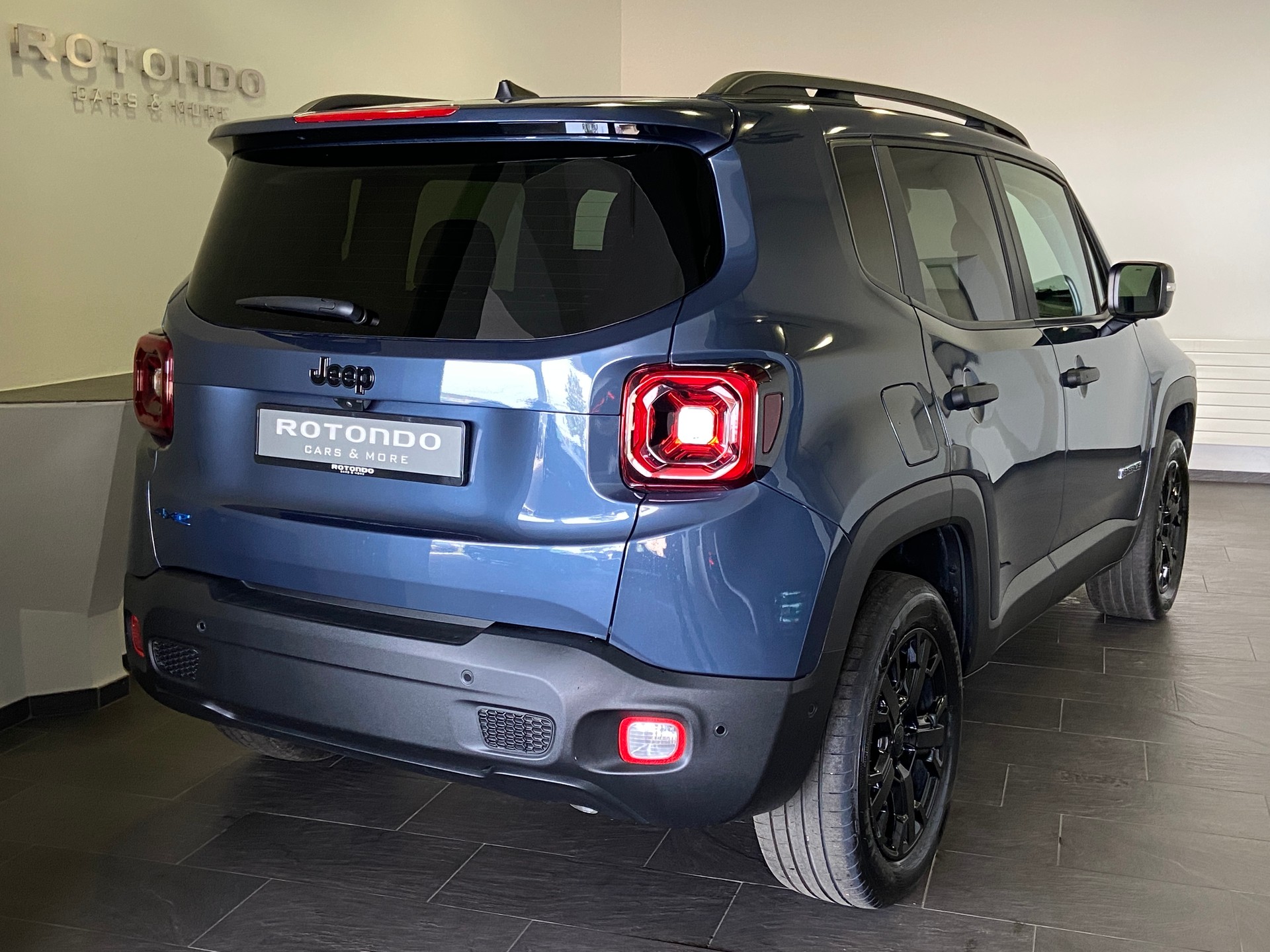 JEEP Renegade 1.3 T PHEV North Star AWD-image-2