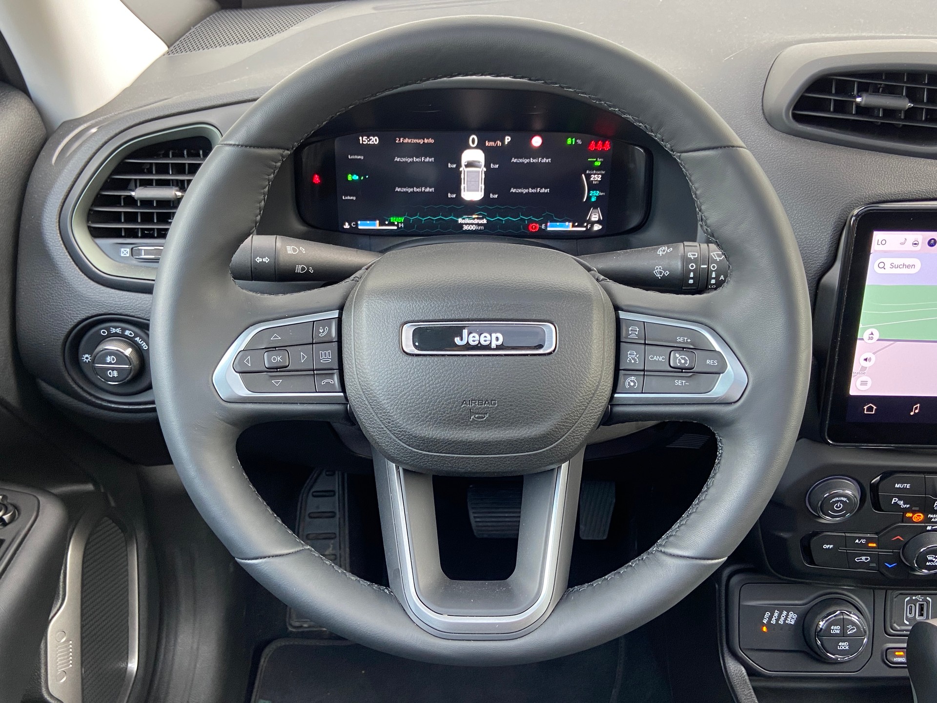 JEEP Renegade 1.3 T PHEV North Star AWD-image-7