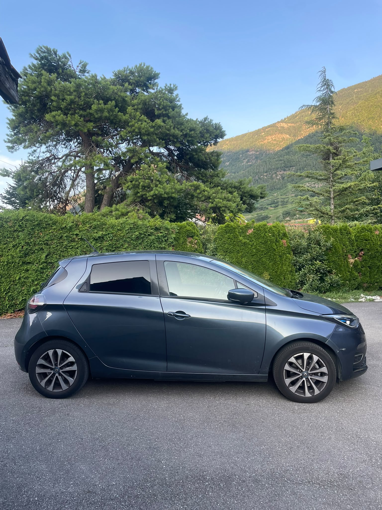 RENAULT R135 Zen inkl. Batterie-image-0