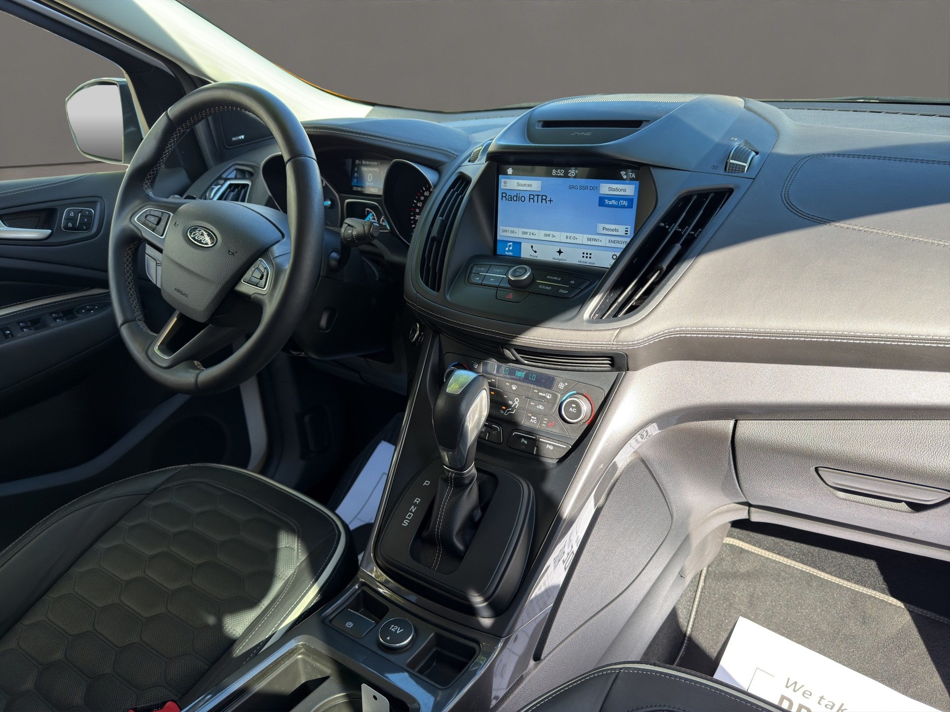 FORD Kuga 1.5 SCTi Vignale 4WD Automatic-image-13