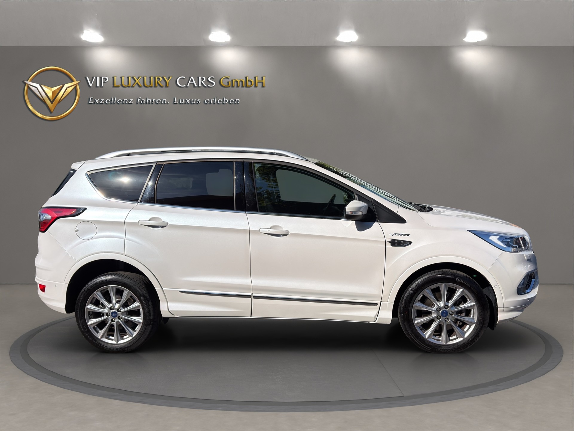 FORD Kuga 1.5 SCTi Vignale 4WD Automatic-image-5