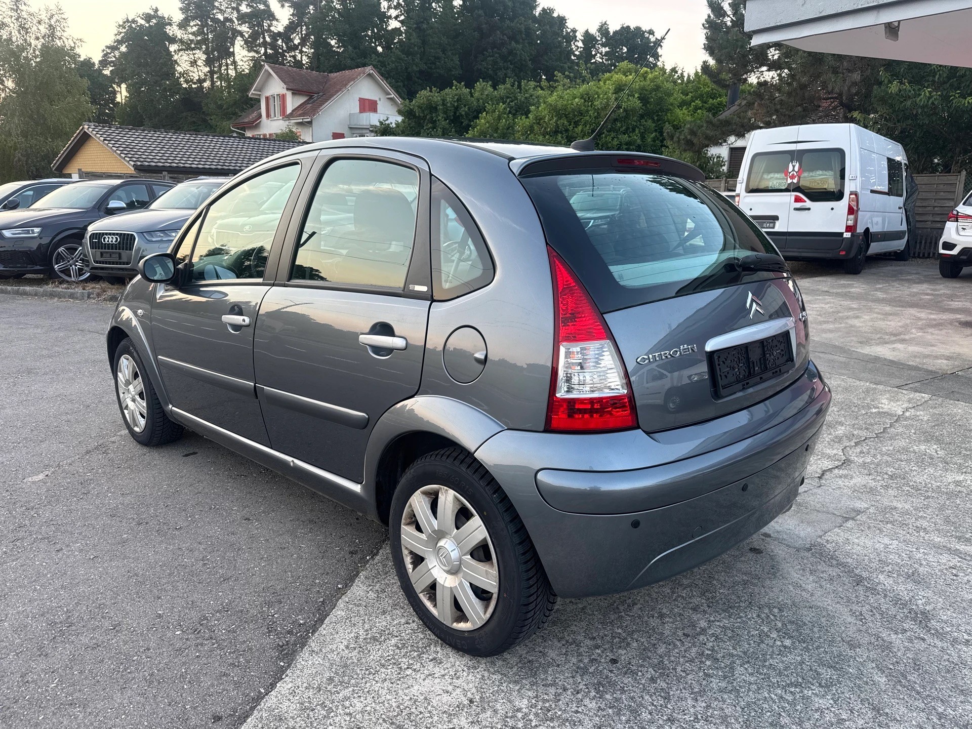 CITROEN C3 1.6i 16V Exclusive Automatic-image-2