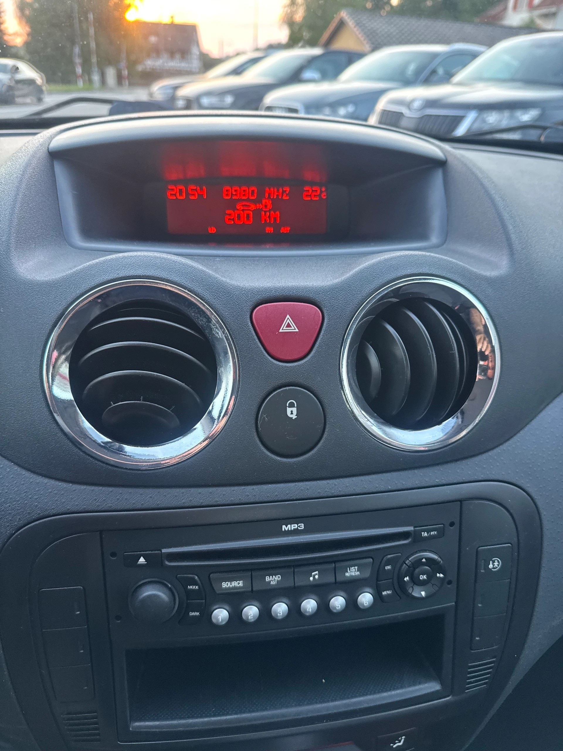 CITROEN C3 1.6i 16V Exclusive Automatic-image-12
