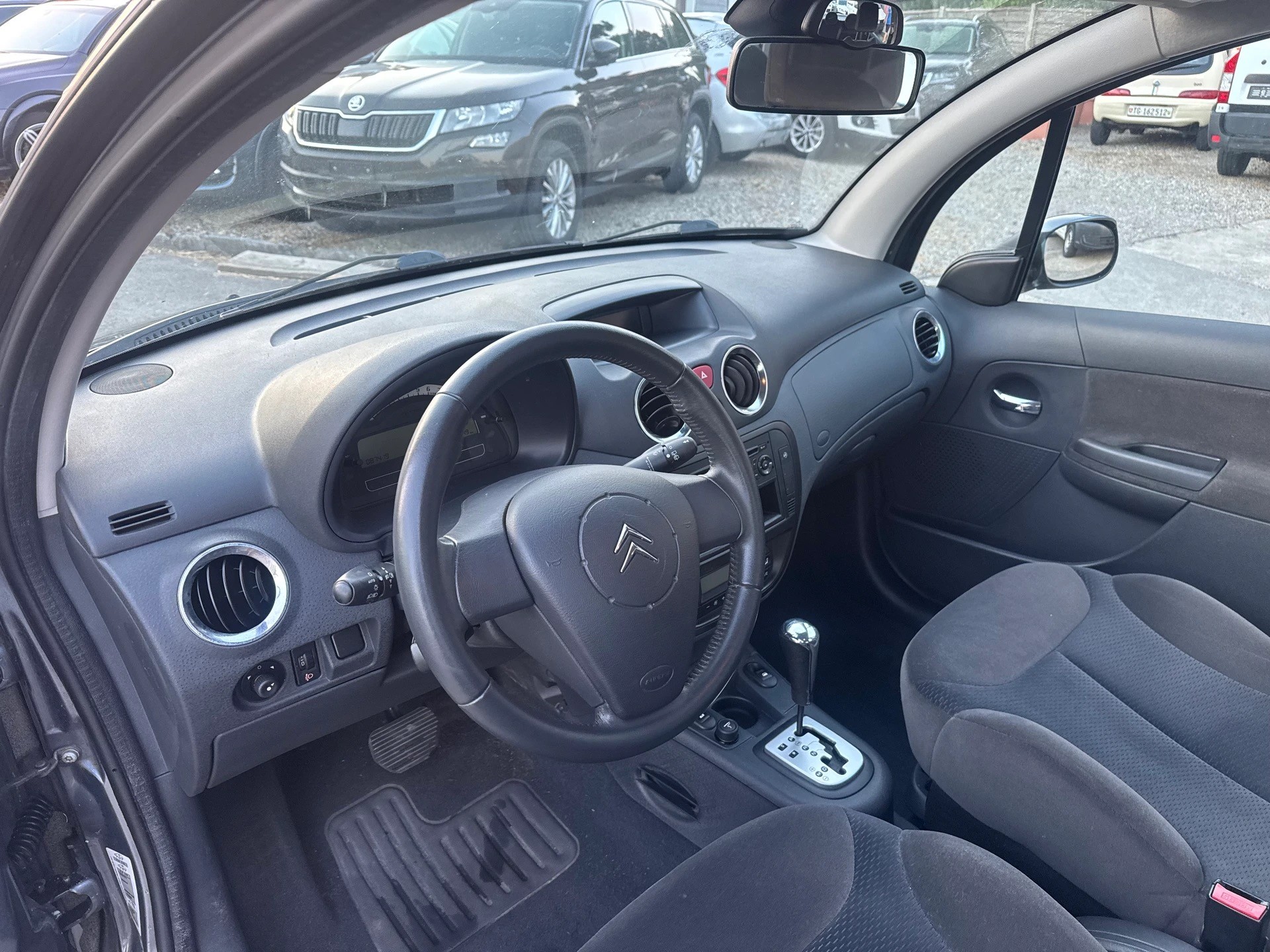 CITROEN C3 1.6i 16V Exclusive Automatic-image-4