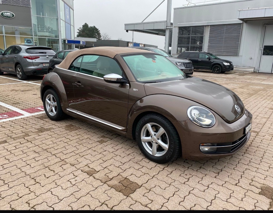 VW Beetle Cabrio 1.4 TSI Design DSG-image-5