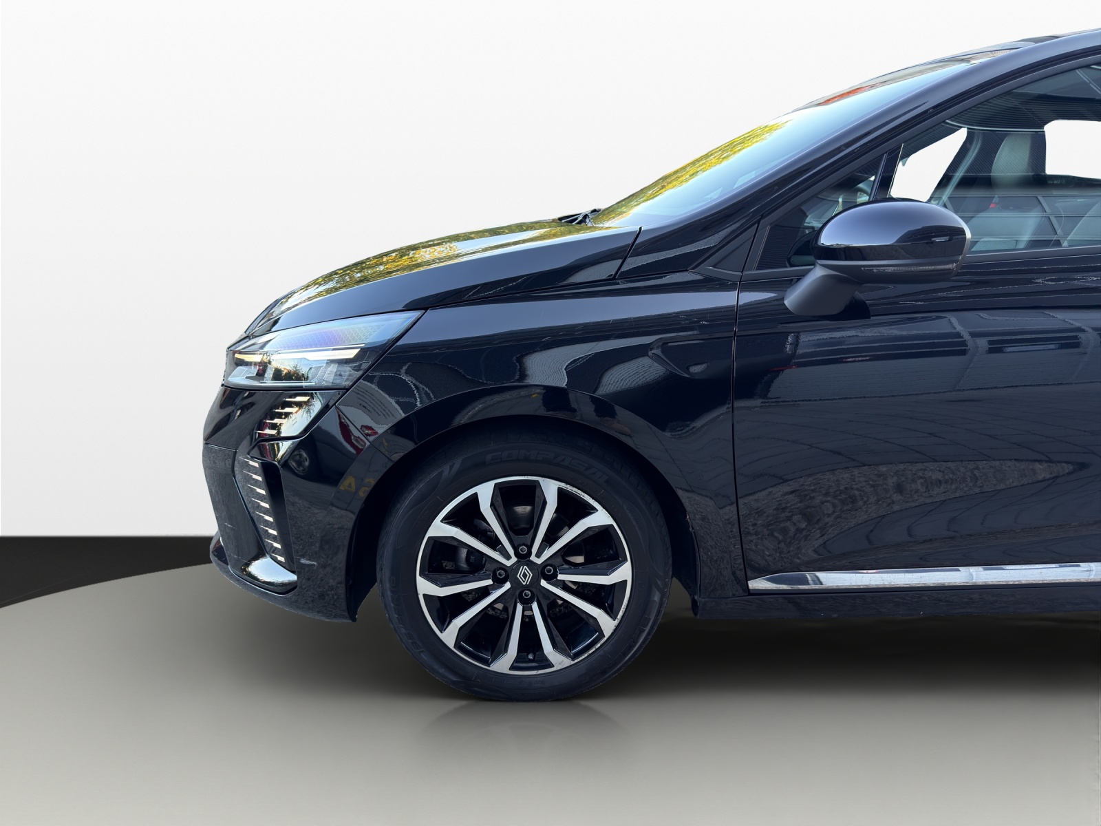 RENAULT Clio 1.0 Techno-image-20