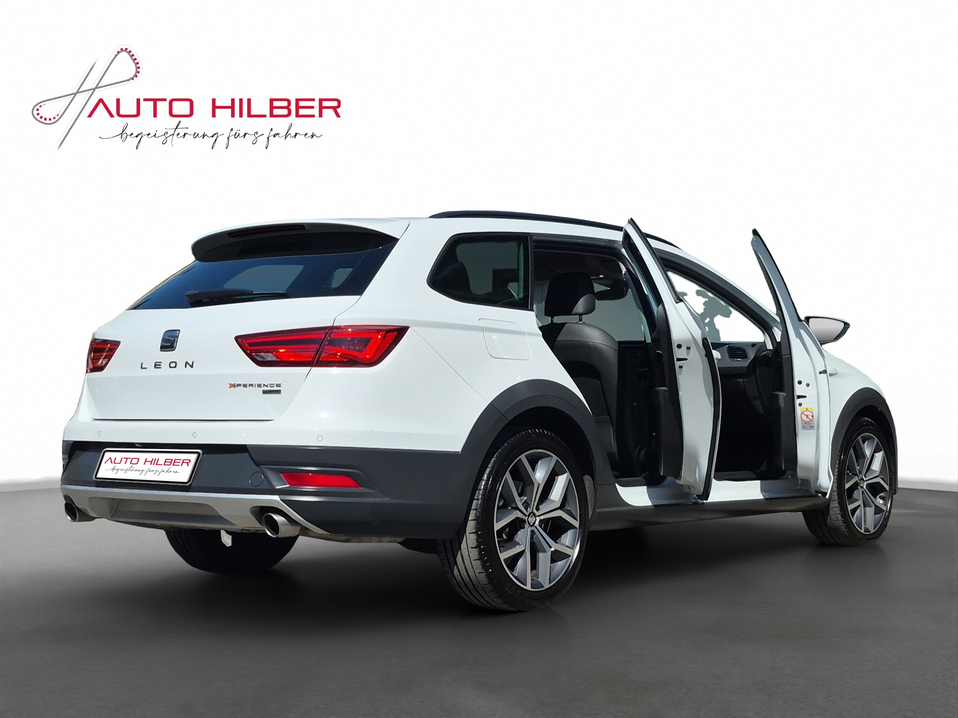 SEAT Leon ST 1.8 TSI X-Perience 4Drive DSG *Anhängerkupplung/Full Link*-image-5