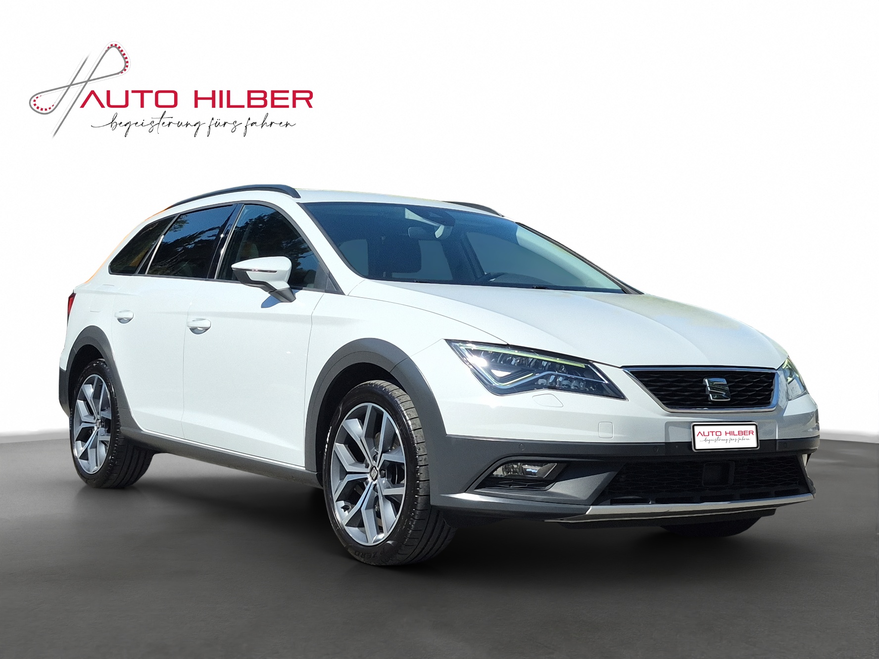 SEAT Leon ST 1.8 TSI X-Perience 4Drive DSG *Anhängerkupplung/Full Link*-image-12
