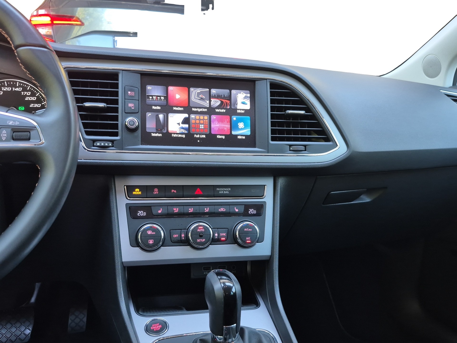 SEAT Leon ST 1.8 TSI X-Perience 4Drive DSG *Anhängerkupplung/Full Link*-image-8
